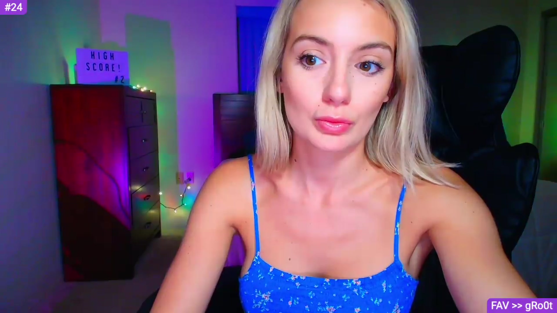 Gallery image thumbnail from Sammy_gray's myfreecams stream on, 08/11/2026, 06:54 image 6 of 20
