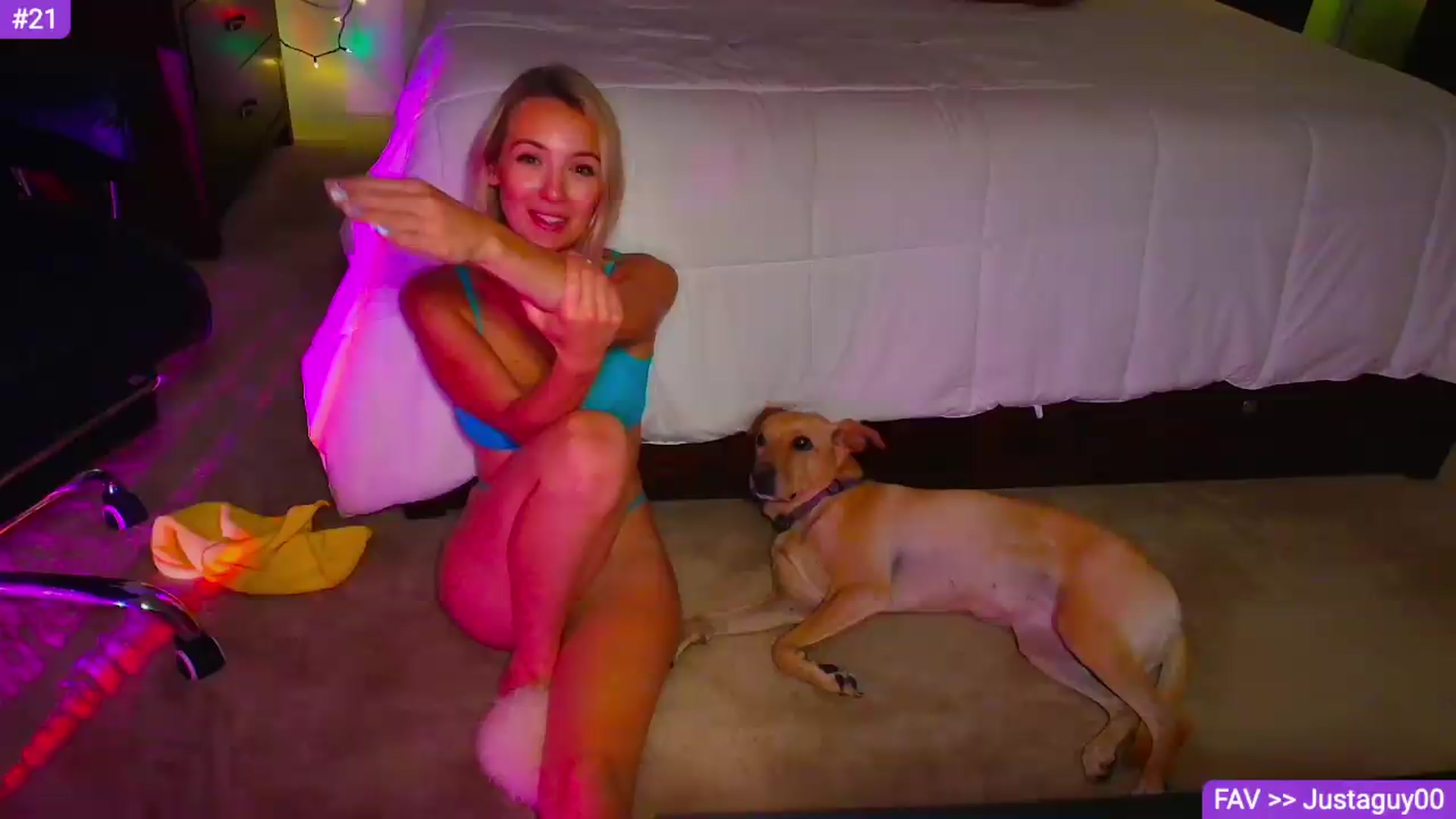 Gallery image thumbnail from Sammy_gray's myfreecams stream on, 08/12/2026, 08:13 image 19 of 20