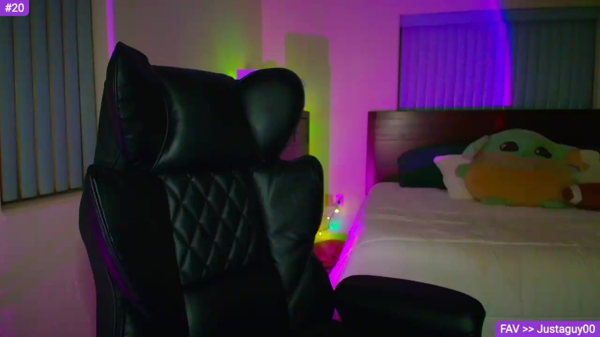 Gallery image thumbnail from Sammy_gray's myfreecams stream on, 08/13/2026, 05:37 image 17 of 20