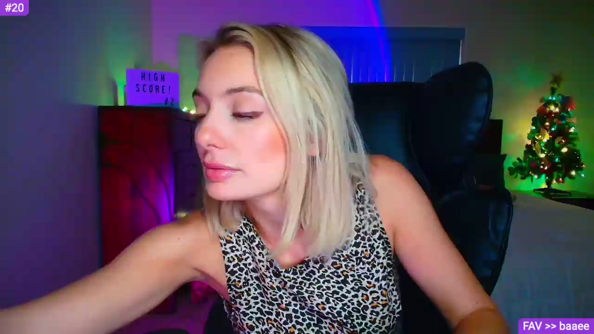 Gallery image thumbnail from Sammy_gray's myfreecams stream on, 08/15/2026, 01:09 image 6 of 20