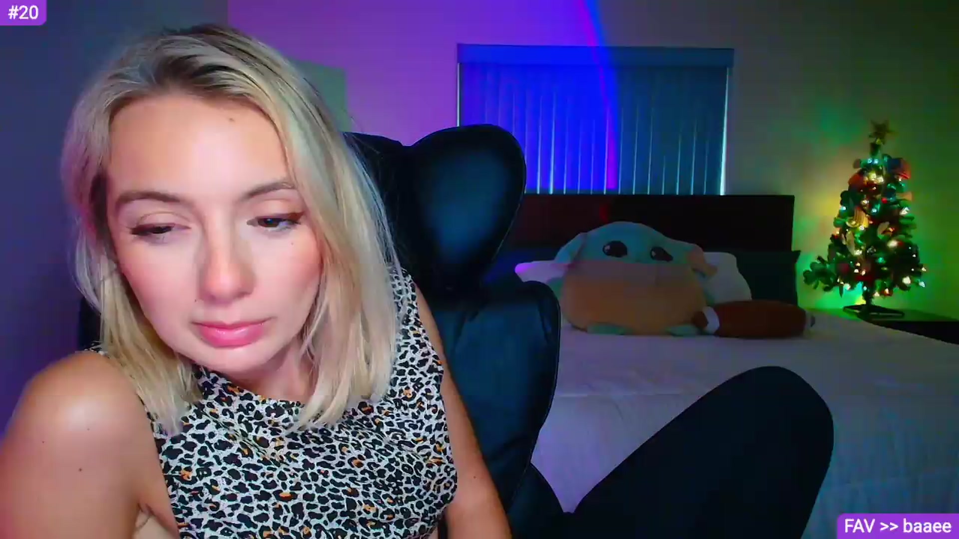 Gallery image thumbnail from Sammy_gray's myfreecams stream on, 08/15/2026, 01:09 image 20 of 20