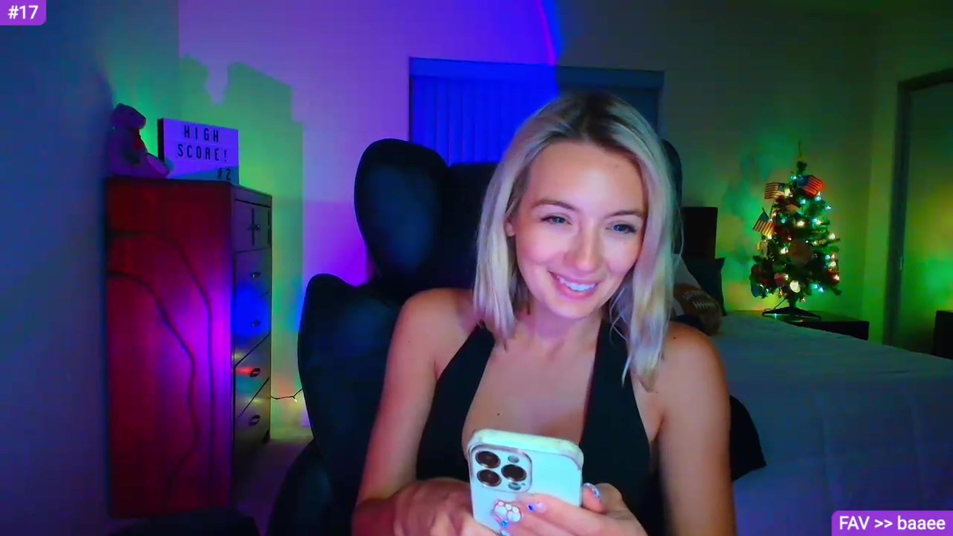 Gallery image thumbnail from Sammy_gray's myfreecams stream on, 08/19/2026, 04:00 image 14 of 20
