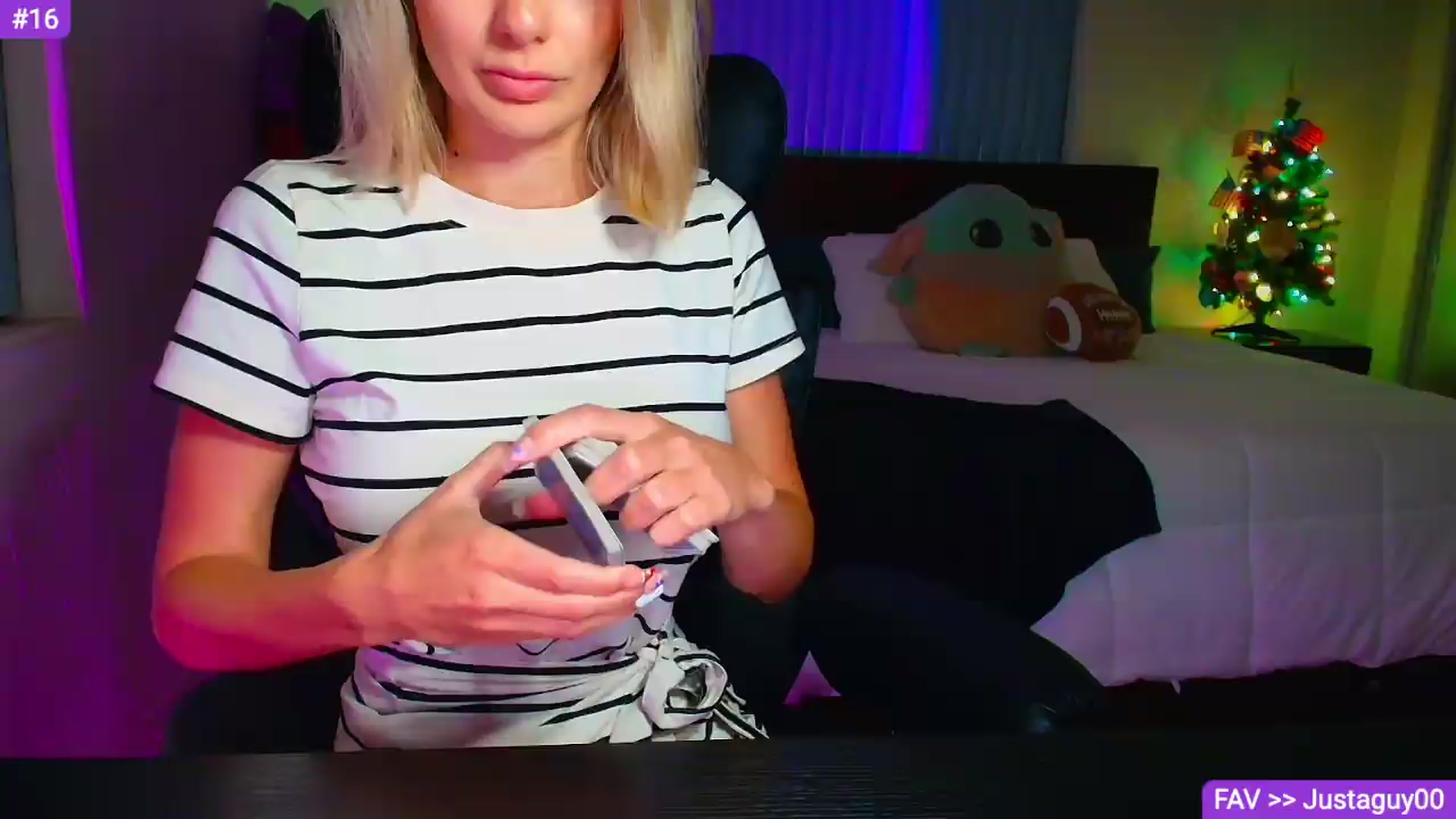 Gallery image thumbnail from Sammy_gray's myfreecams stream on, 08/20/2026, 03:42 image 18 of 20
