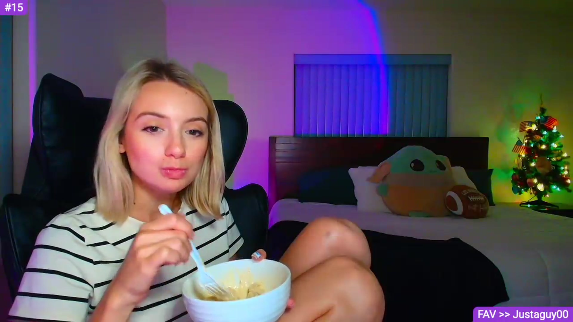 Gallery image thumbnail from Sammy_gray's myfreecams stream on, 08/20/2026, 08:14 image 8 of 20