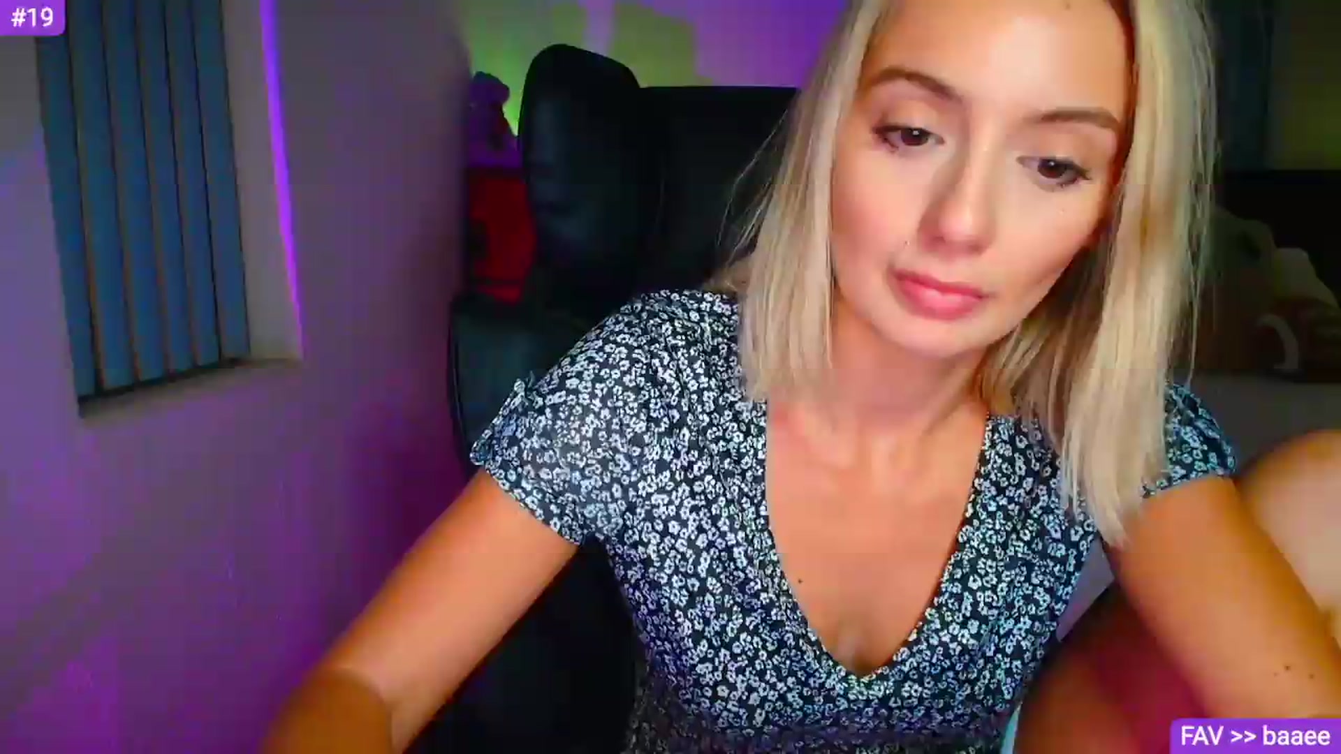 Gallery image thumbnail from Sammy_gray's myfreecams stream on, 08/24/2026, 04:00 image 19 of 20
