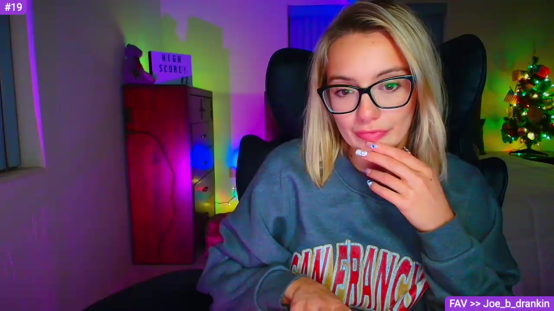 Gallery image thumbnail from Sammy_gray's myfreecams stream on, 08/25/2026, 03:27 image 12 of 20