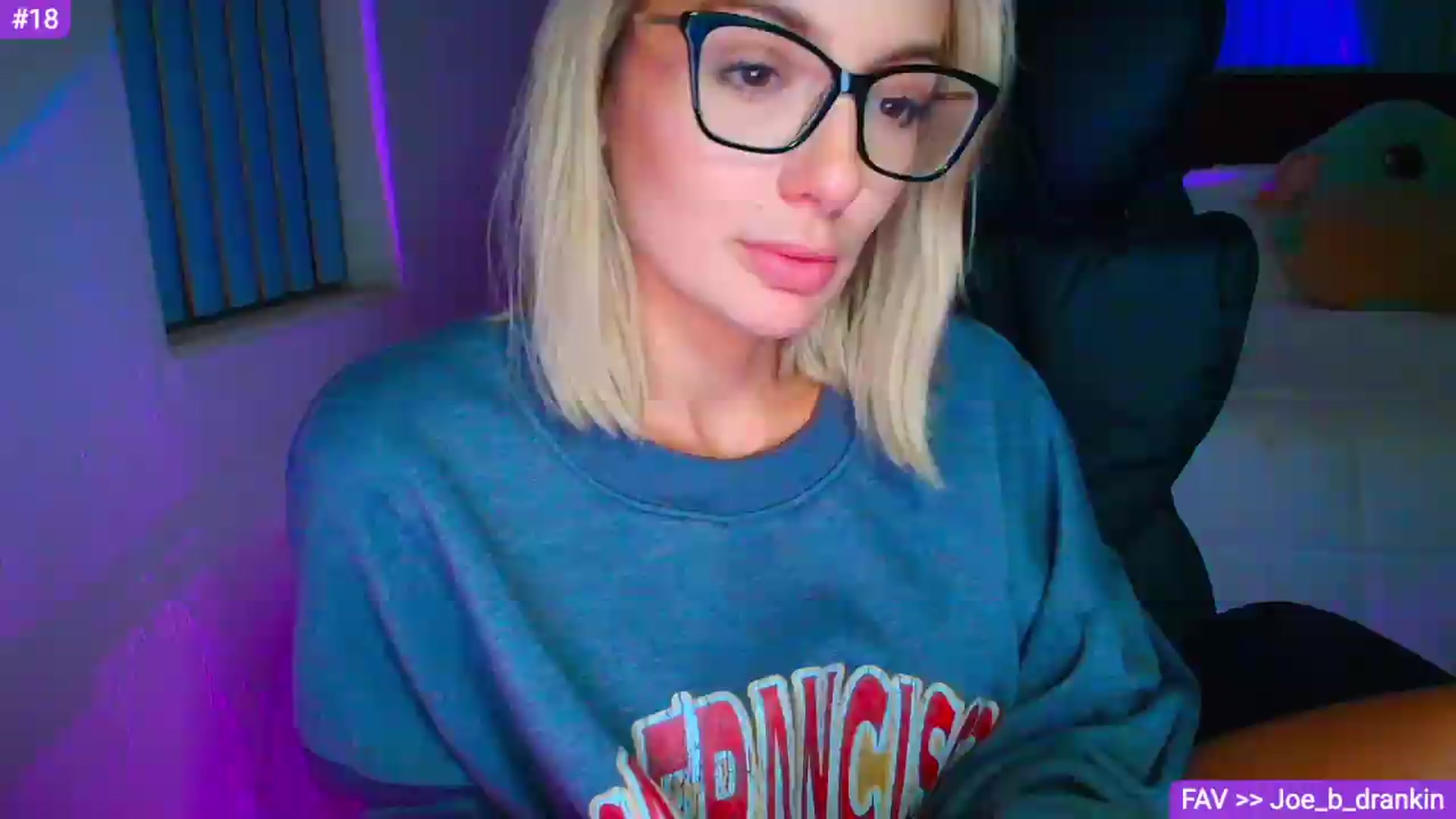 Gallery image thumbnail from Sammy_gray's myfreecams stream on, 08/25/2026, 06:15 image 3 of 20