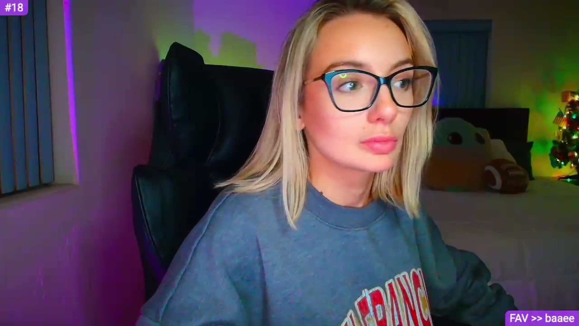 Gallery image thumbnail from Sammy_gray's myfreecams stream on, 08/25/2026, 06:15 image 18 of 20