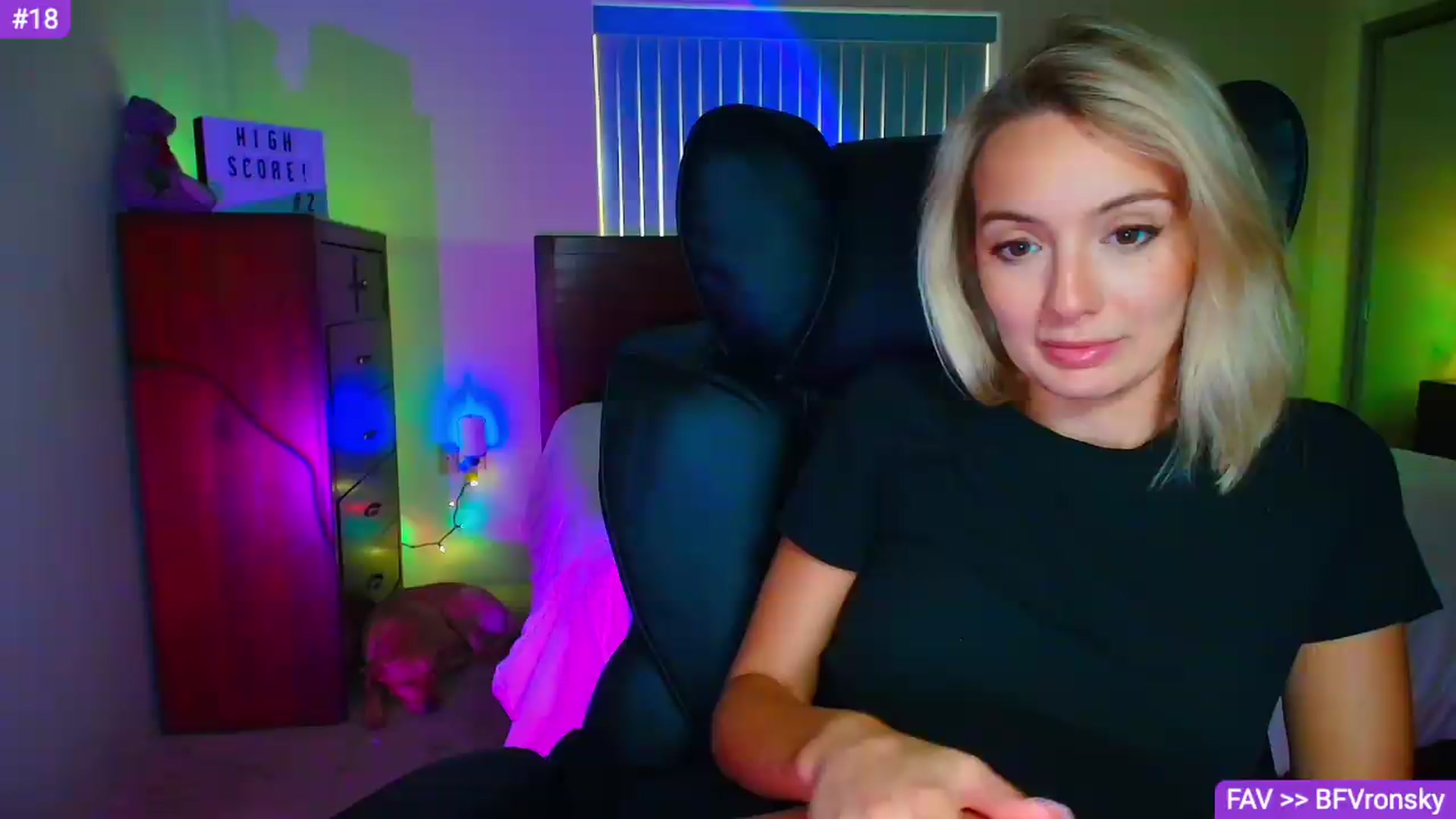 Gallery image thumbnail from Sammy_gray's myfreecams stream on, 08/26/2026, 03:06 image 1 of 20