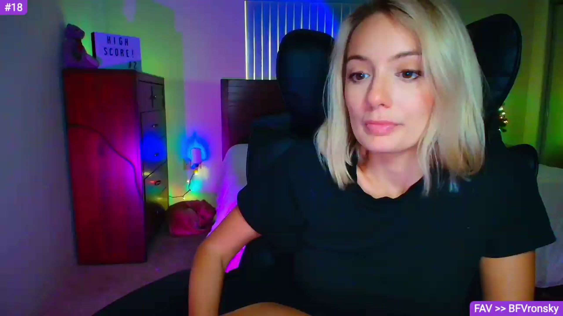 Gallery image thumbnail from Sammy_gray's myfreecams stream on, 08/26/2026, 03:06 image 3 of 20