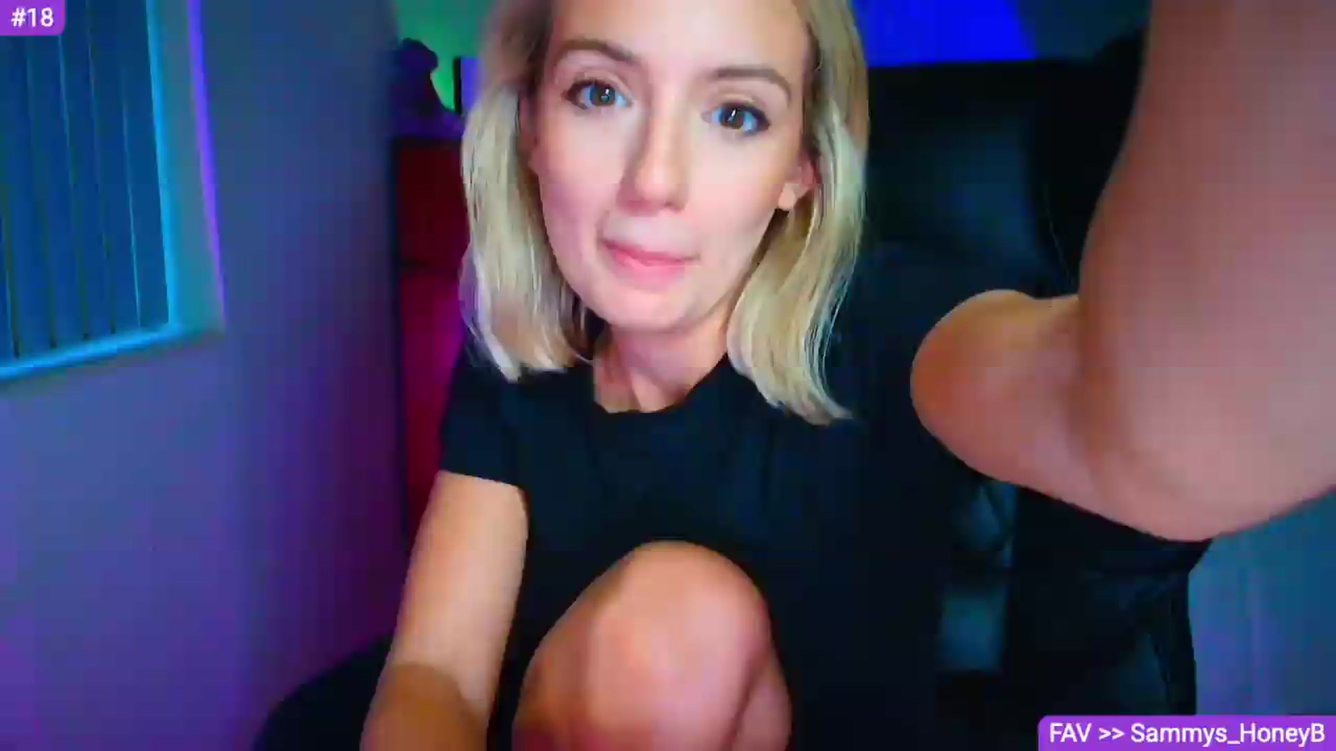 Gallery image thumbnail from Sammy_gray's myfreecams stream on, 08/26/2026, 03:06 image 13 of 20