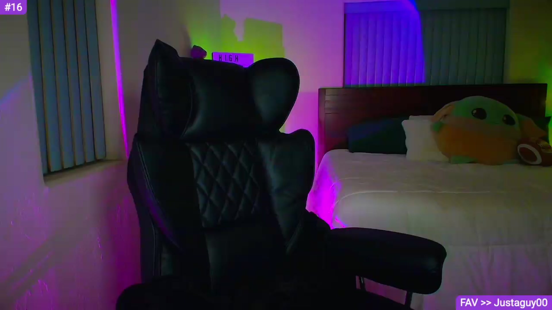 Gallery image thumbnail from Sammy_gray's myfreecams stream on, 08/27/2026, 08:05 image 10 of 20