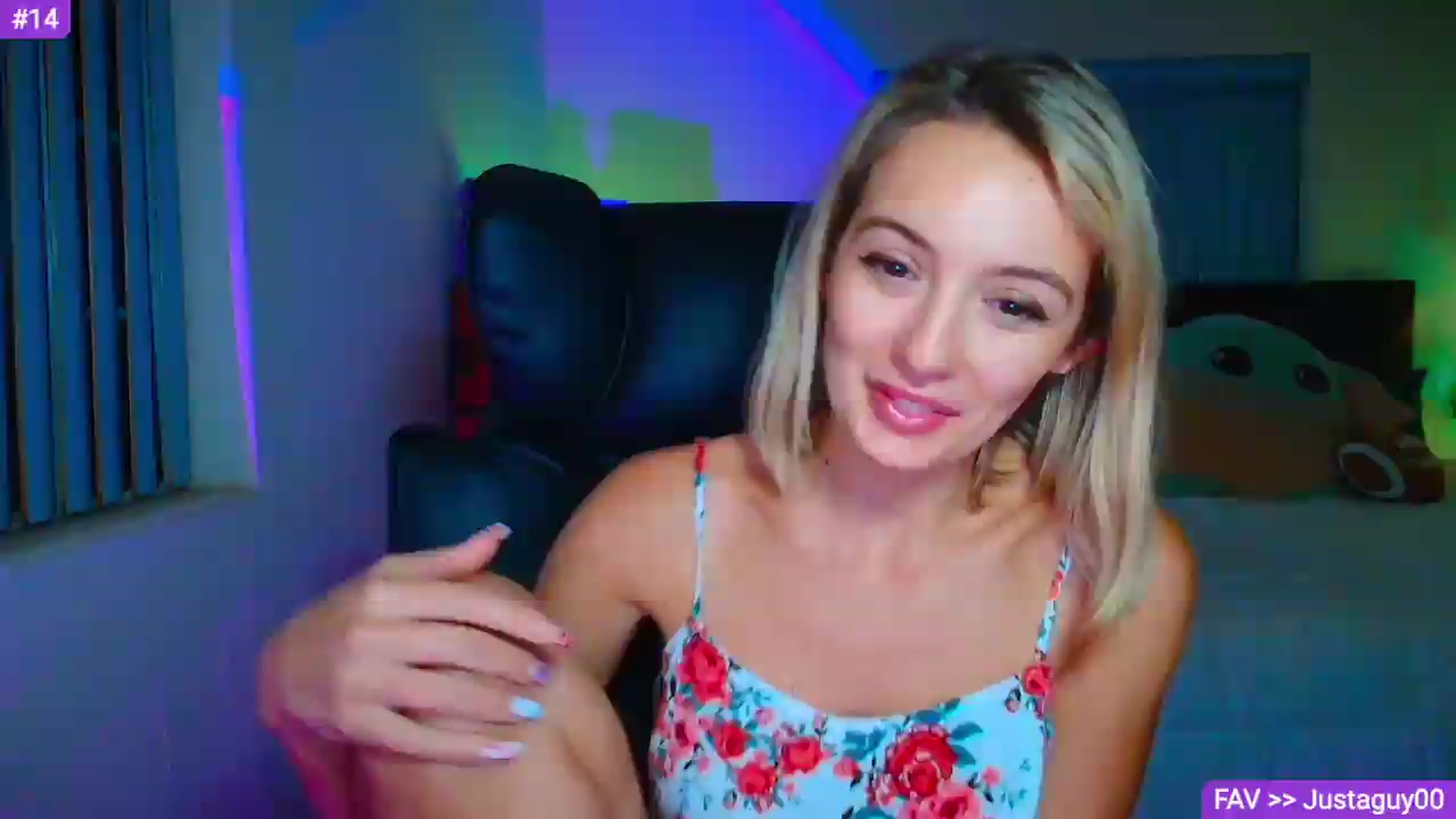 Gallery image thumbnail from Sammy_gray's myfreecams stream on, 08/28/2026, 06:28 image 6 of 20
