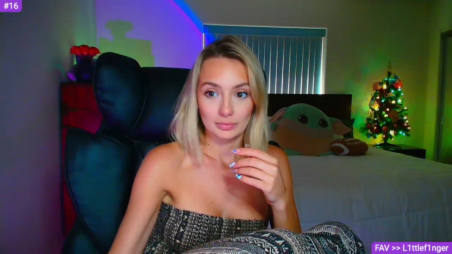 Gallery image thumbnail from Sammy_gray's myfreecams stream on, 08/31/2026, 24:01 image 7 of 20