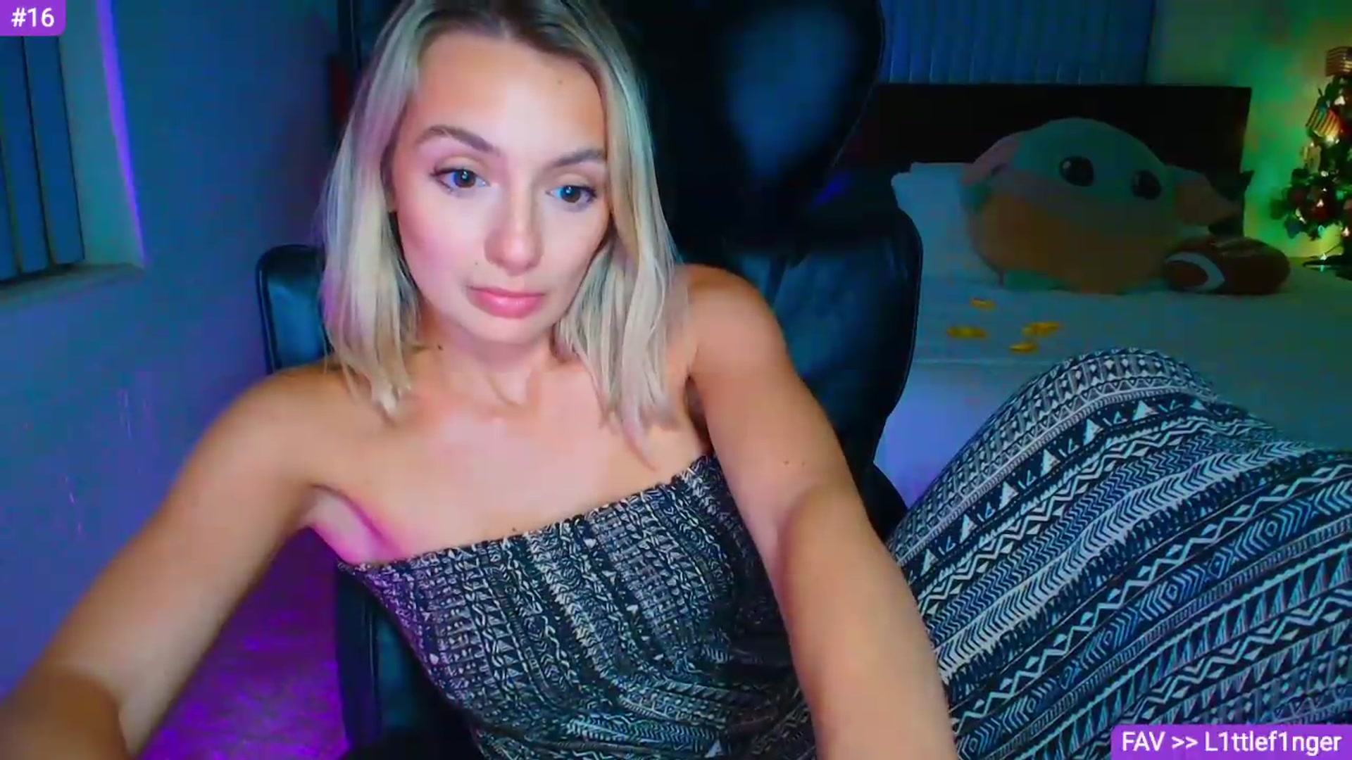Gallery image thumbnail from Sammy_gray's myfreecams stream on, 08/31/2026, 02:51 image 9 of 20