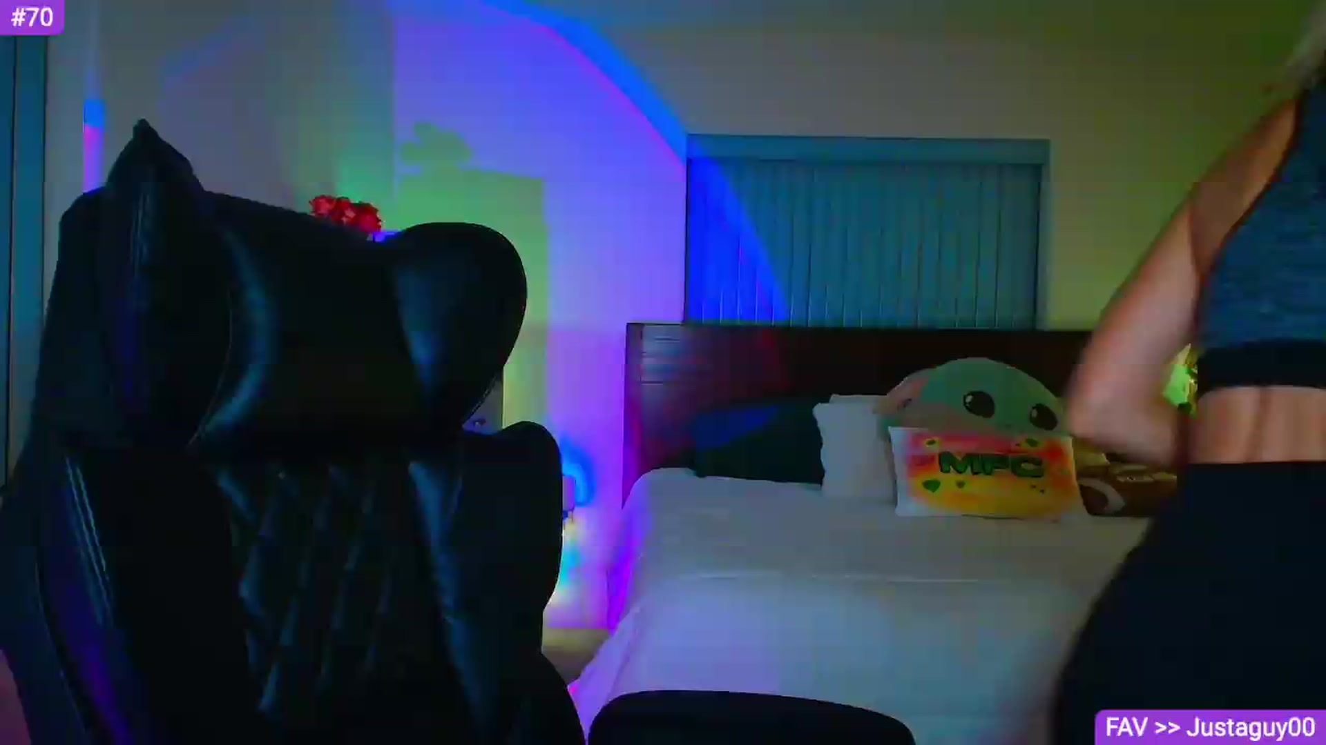 Gallery image thumbnail from Sammy_gray's myfreecams stream on, 09/03/2026, 04:31 image 6 of 20