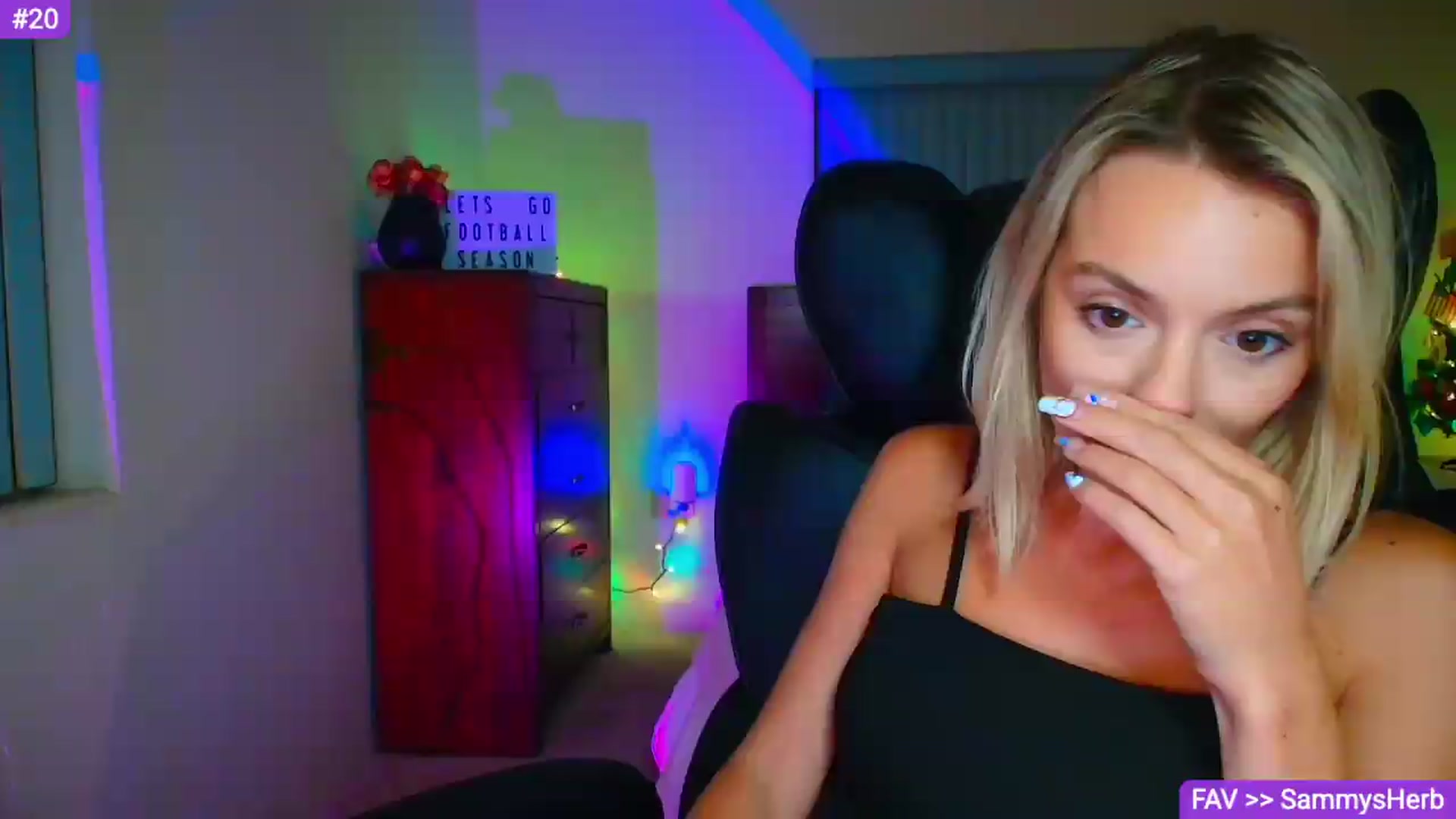 Gallery image thumbnail from Sammy_gray's myfreecams stream on, 09/07/2026, 02:59 image 10 of 20
