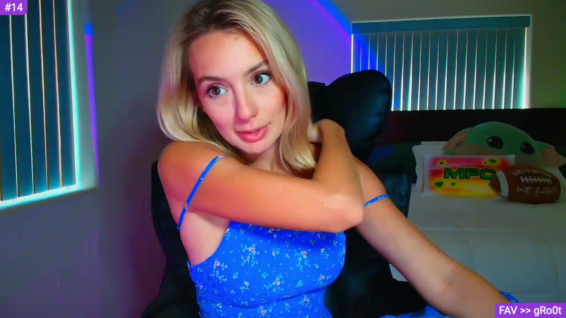 Gallery image thumbnail from Sammy_gray's myfreecams stream on, 09/08/2026, 24:00 image 14 of 20