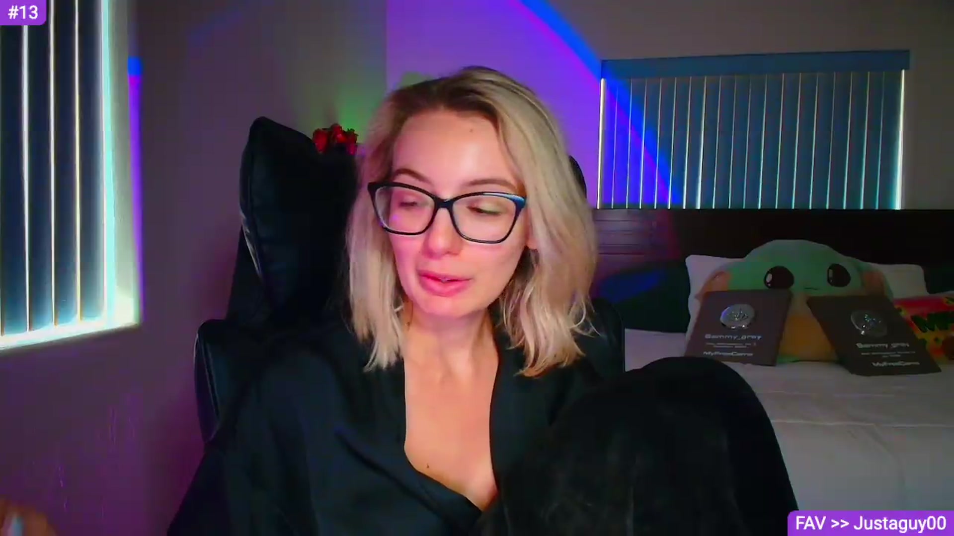 Gallery image thumbnail from Sammy_gray's myfreecams stream on, 09/12/2026, 21:02 image 9 of 20