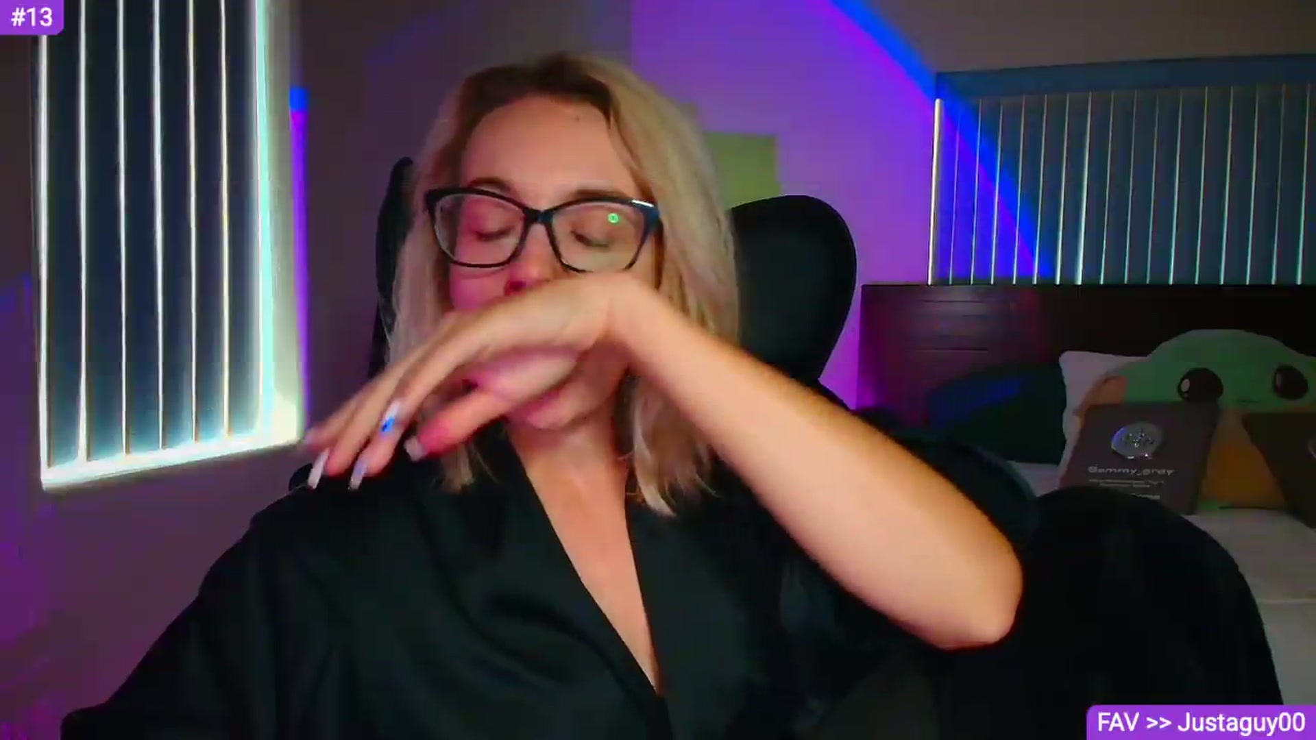 Gallery image thumbnail from Sammy_gray's myfreecams stream on, 09/12/2026, 21:02 image 8 of 20