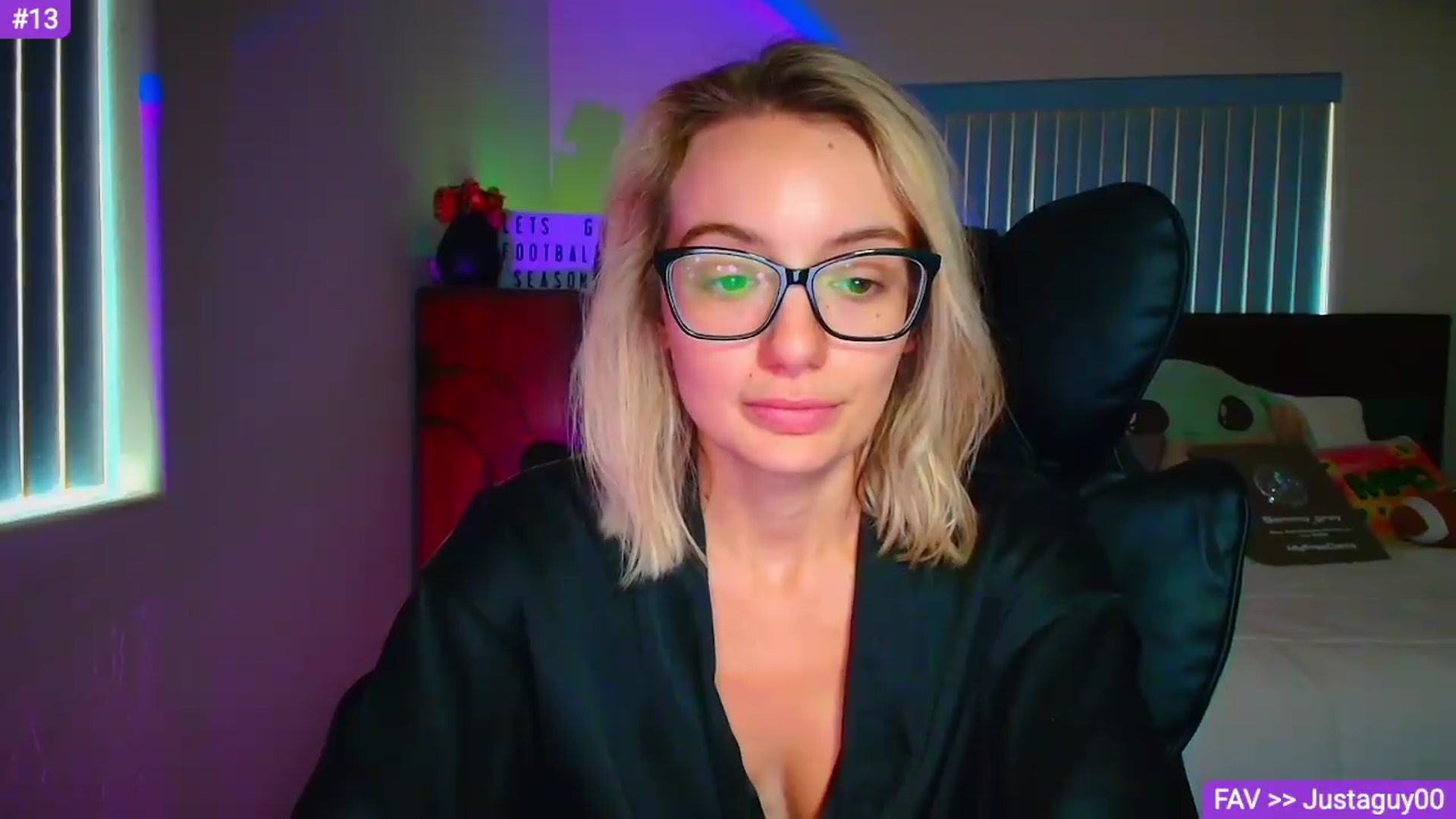 Gallery image thumbnail from Sammy_gray's myfreecams stream on, 09/12/2026, 21:02 image 14 of 20