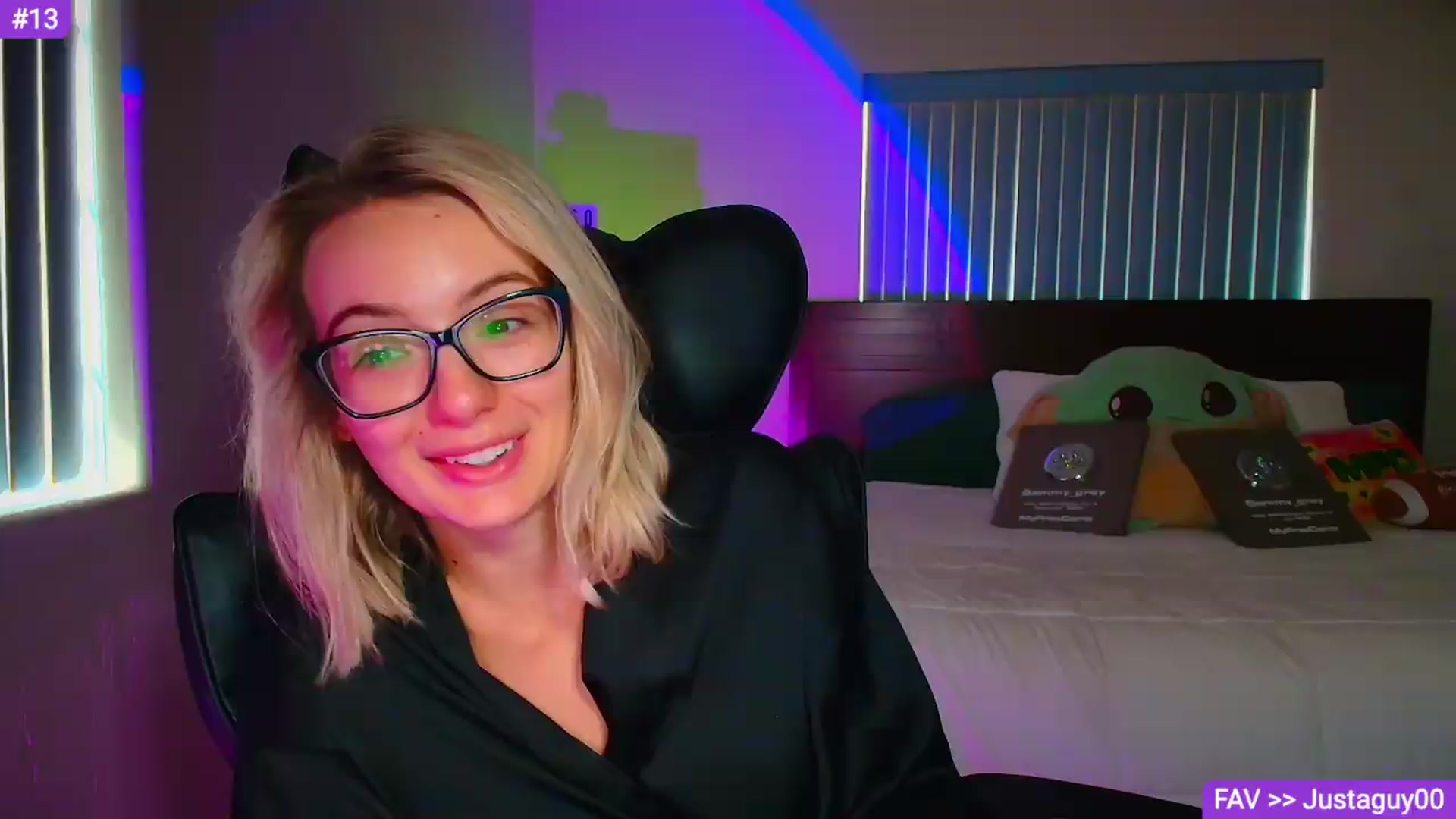Gallery image thumbnail from Sammy_gray's myfreecams stream on, 09/12/2026, 21:02 image 4 of 20