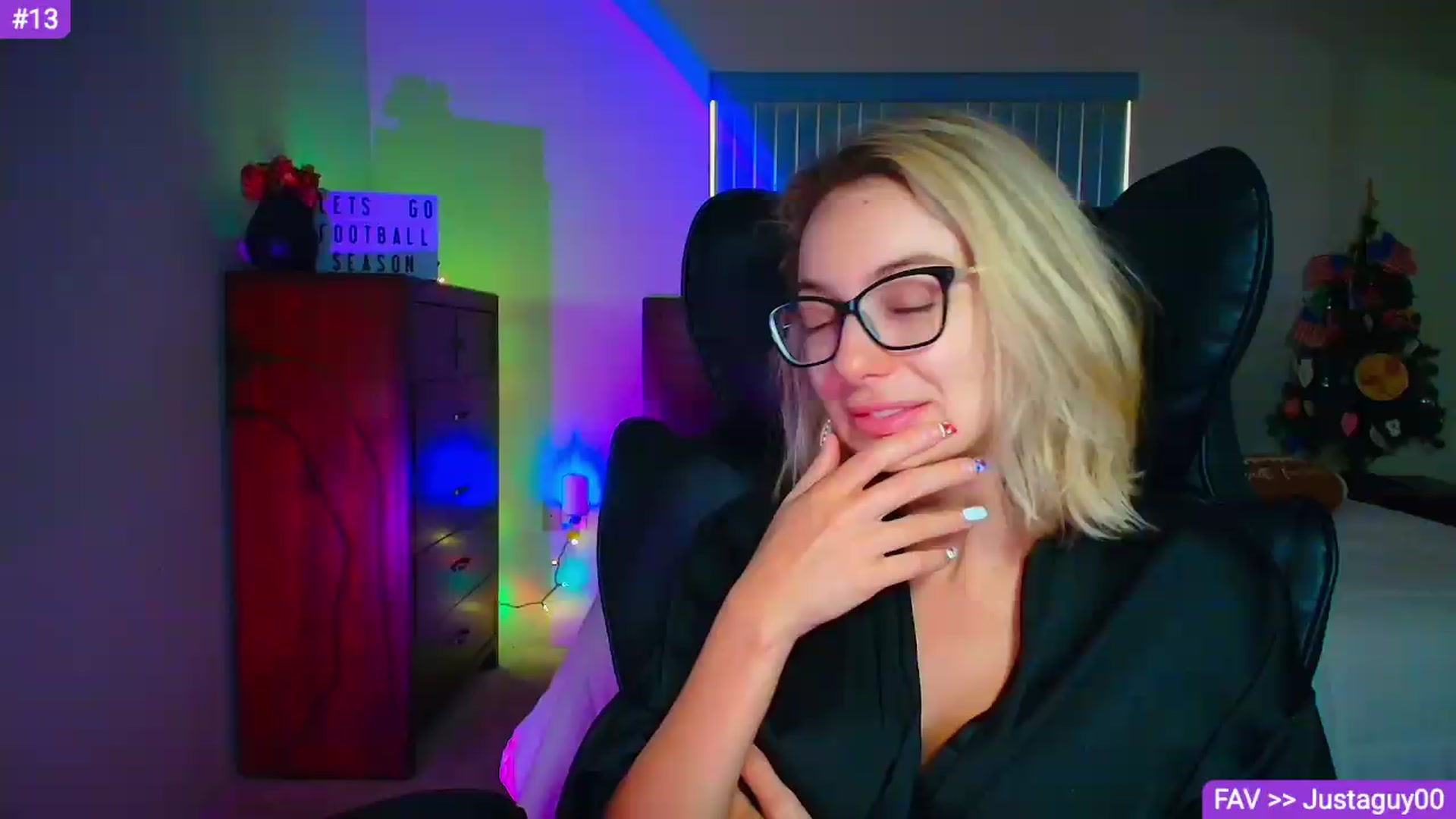 Gallery image thumbnail from Sammy_gray's myfreecams stream on, 09/12/2026, 21:02 image 1 of 20