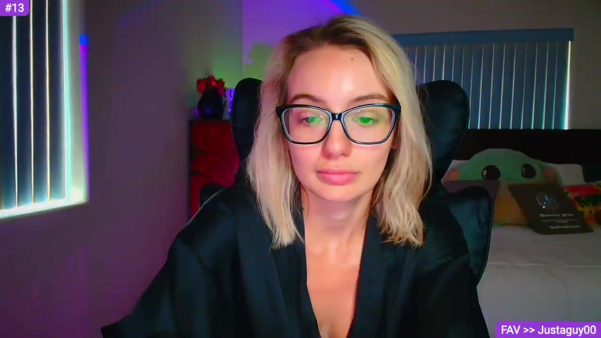 Gallery image thumbnail from Sammy_gray's myfreecams stream on, 09/12/2026, 21:02 image 13 of 20