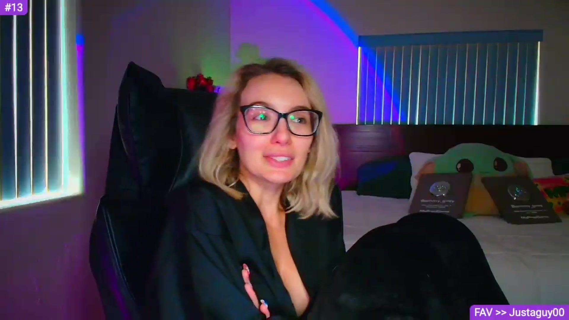 Gallery image thumbnail from Sammy_gray's myfreecams stream on, 09/12/2026, 21:02 image 10 of 20