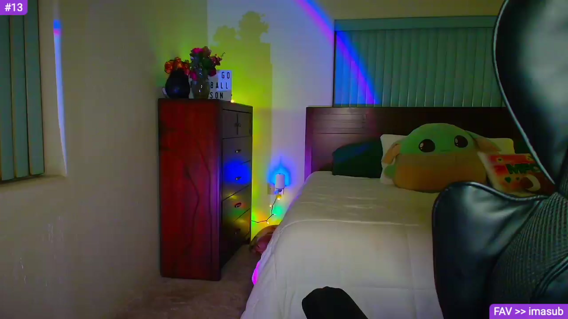 Gallery image thumbnail from Sammy_gray's myfreecams stream on, 09/15/2026, 07:06 image 4 of 20