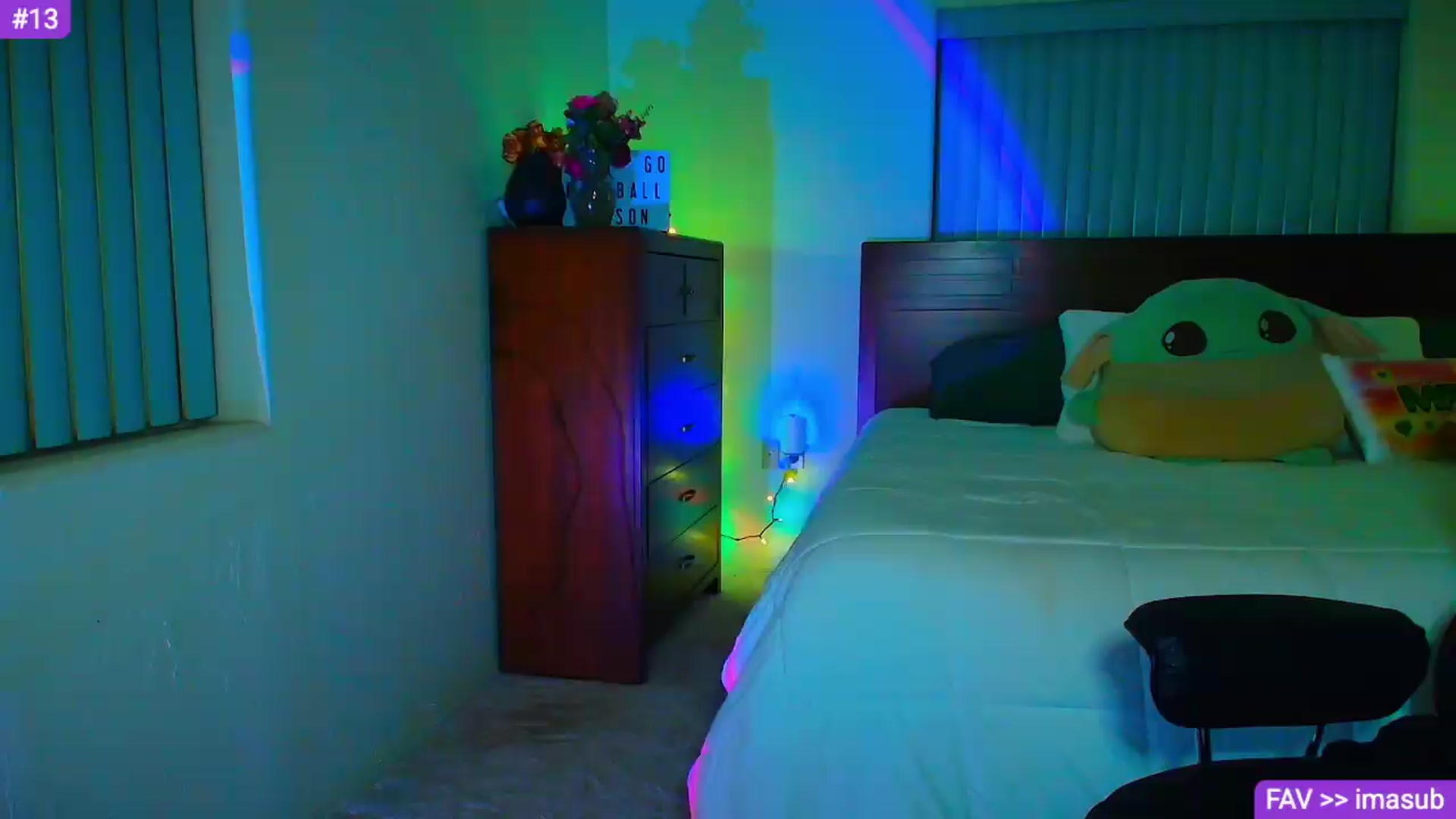Gallery image thumbnail from Sammy_gray's myfreecams stream on, 09/15/2026, 07:06 image 19 of 20