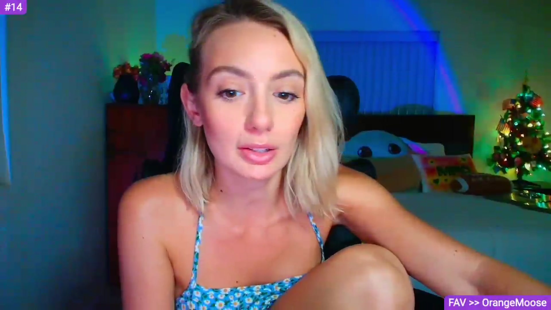 Gallery image thumbnail from Sammy_gray's myfreecams stream on, 09/17/2026, 01:34 image 18 of 20