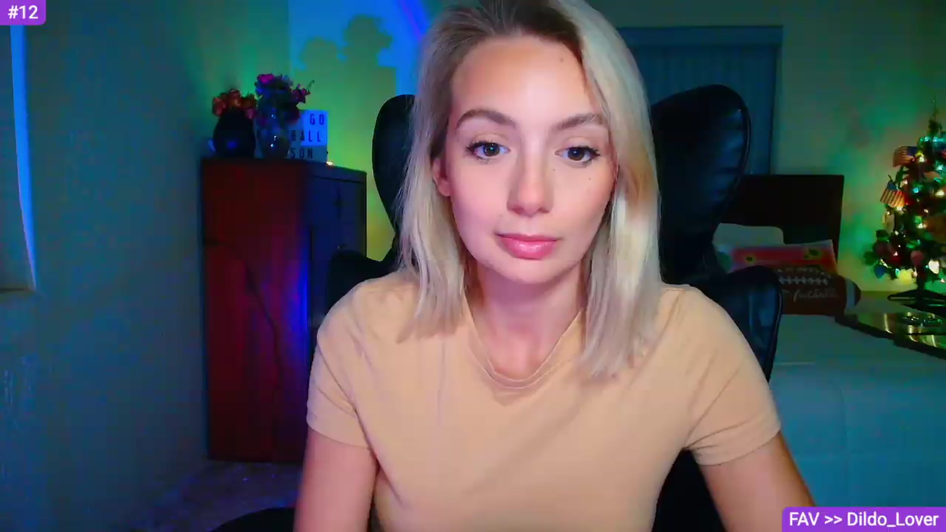 Gallery image thumbnail from Sammy_gray's myfreecams stream on, 09/21/2026, 03:43 image 6 of 20