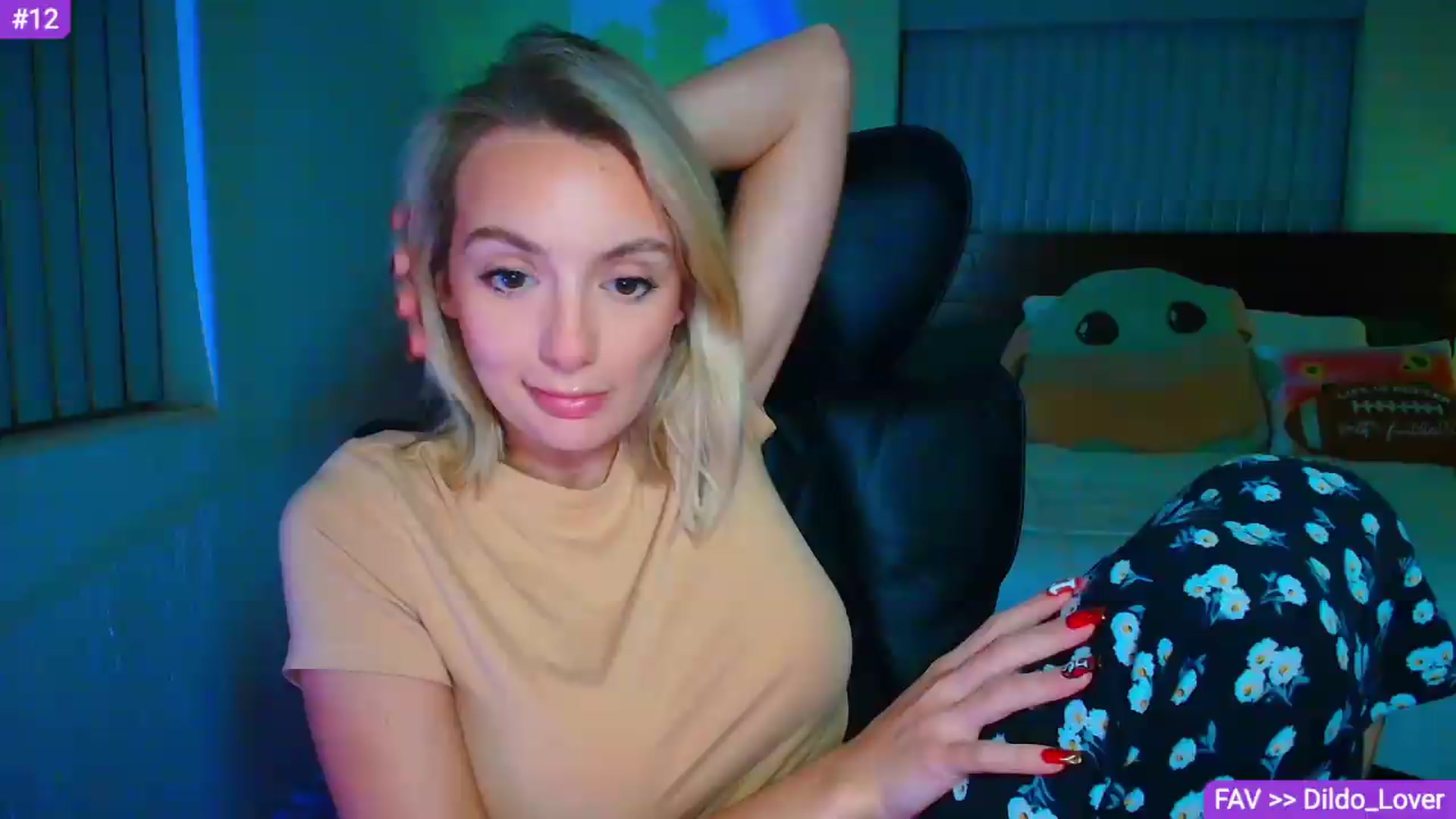 Gallery image thumbnail from Sammy_gray's myfreecams stream on, 09/21/2026, 03:43 image 4 of 20