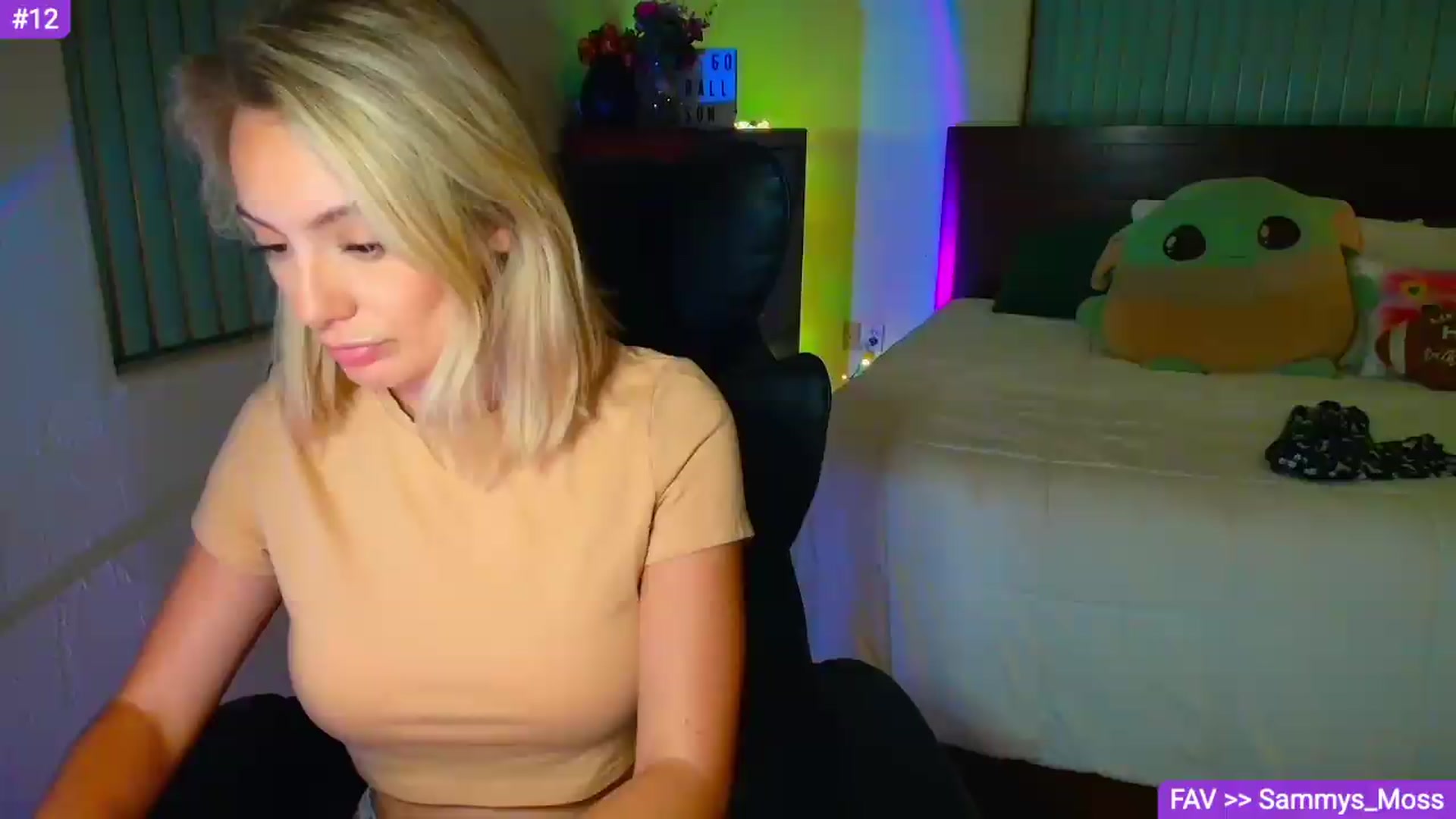 Gallery image thumbnail from Sammy_gray's myfreecams stream on, 09/21/2026, 05:45 image 17 of 20