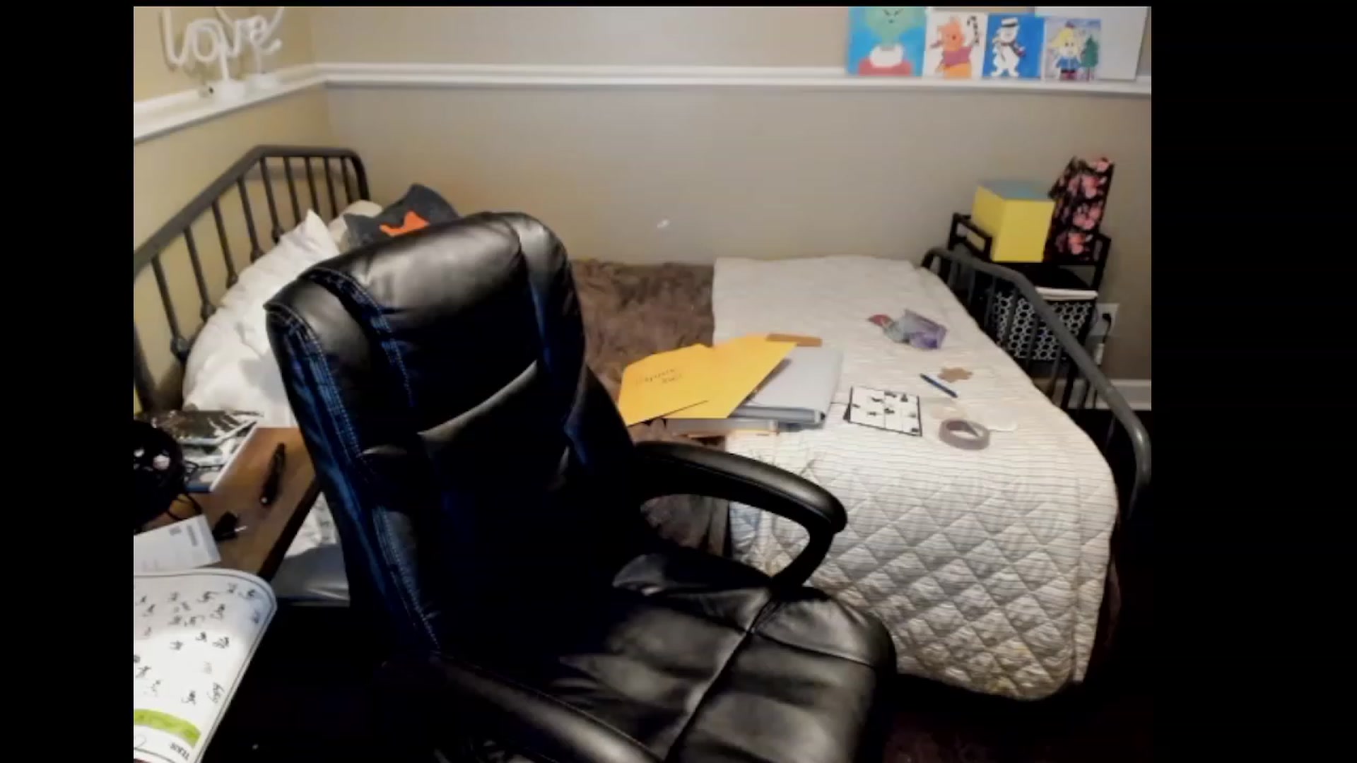 Gallery image thumbnail from Samtastic_'s myfreecams stream on, 12/27/2022, 24:57 image 1 of 20