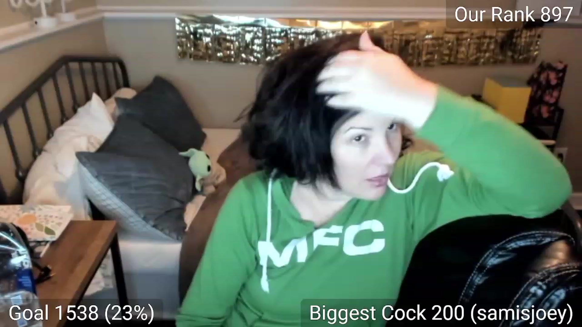 Gallery image thumbnail from Samtastic_'s myfreecams stream on, 01/01/2023, 23:32 image 18 of 20