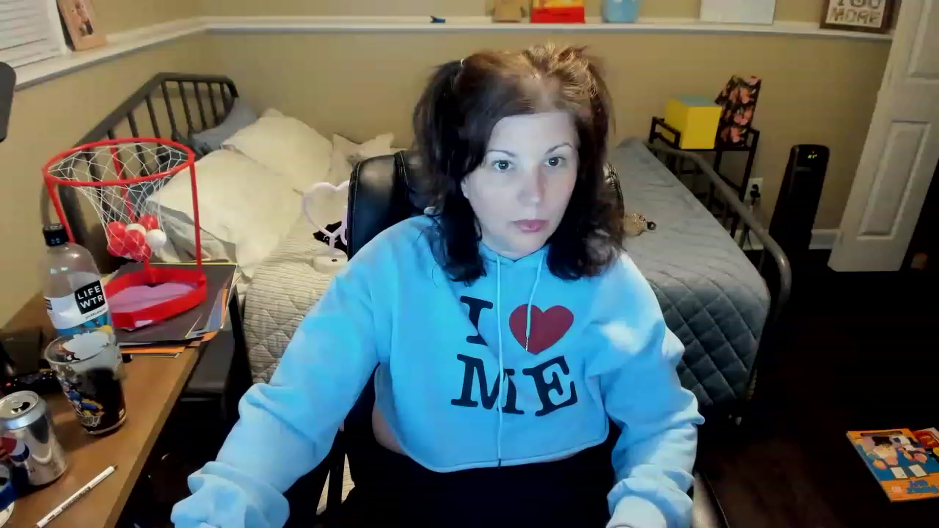 Gallery image thumbnail from Samtastic_'s myfreecams stream on, 02/23/2023, 01:56 image 19 of 20
