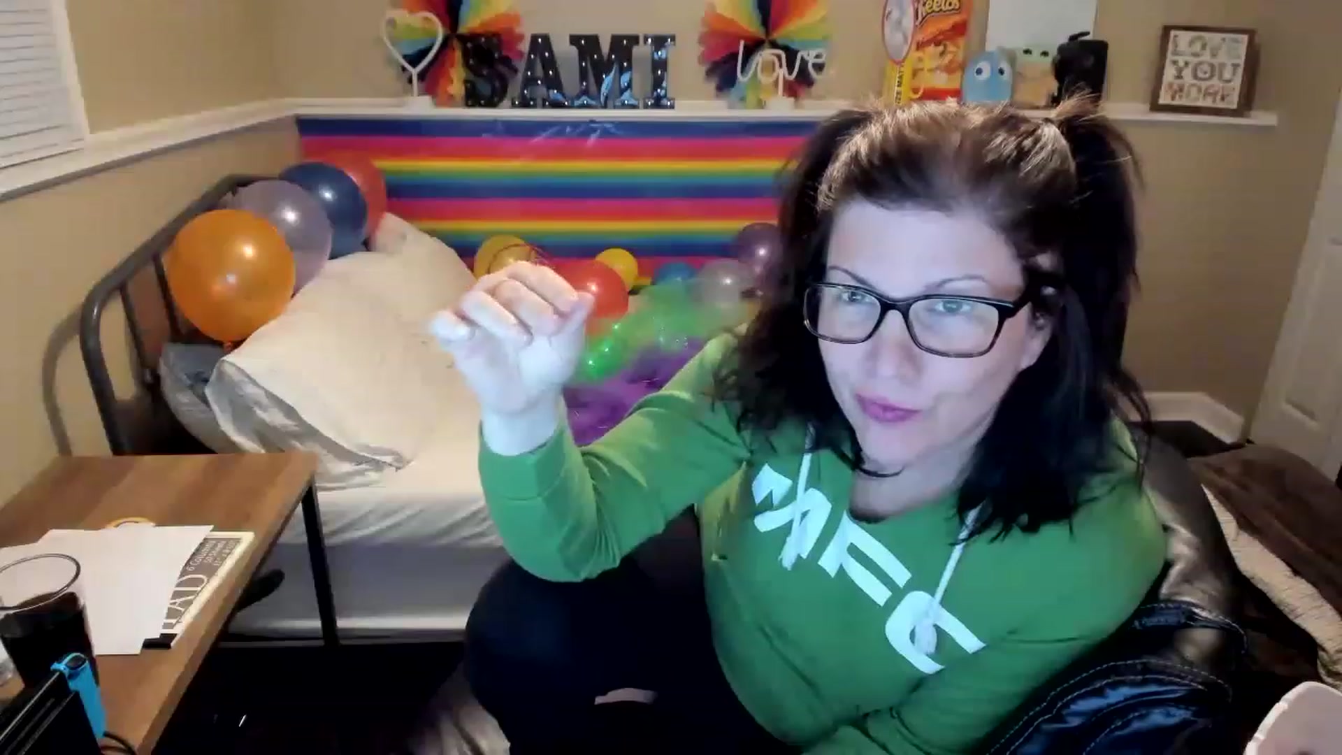 Gallery image thumbnail from Samtastic_'s myfreecams stream on, 03/21/2023, 24:55 image 3 of 20