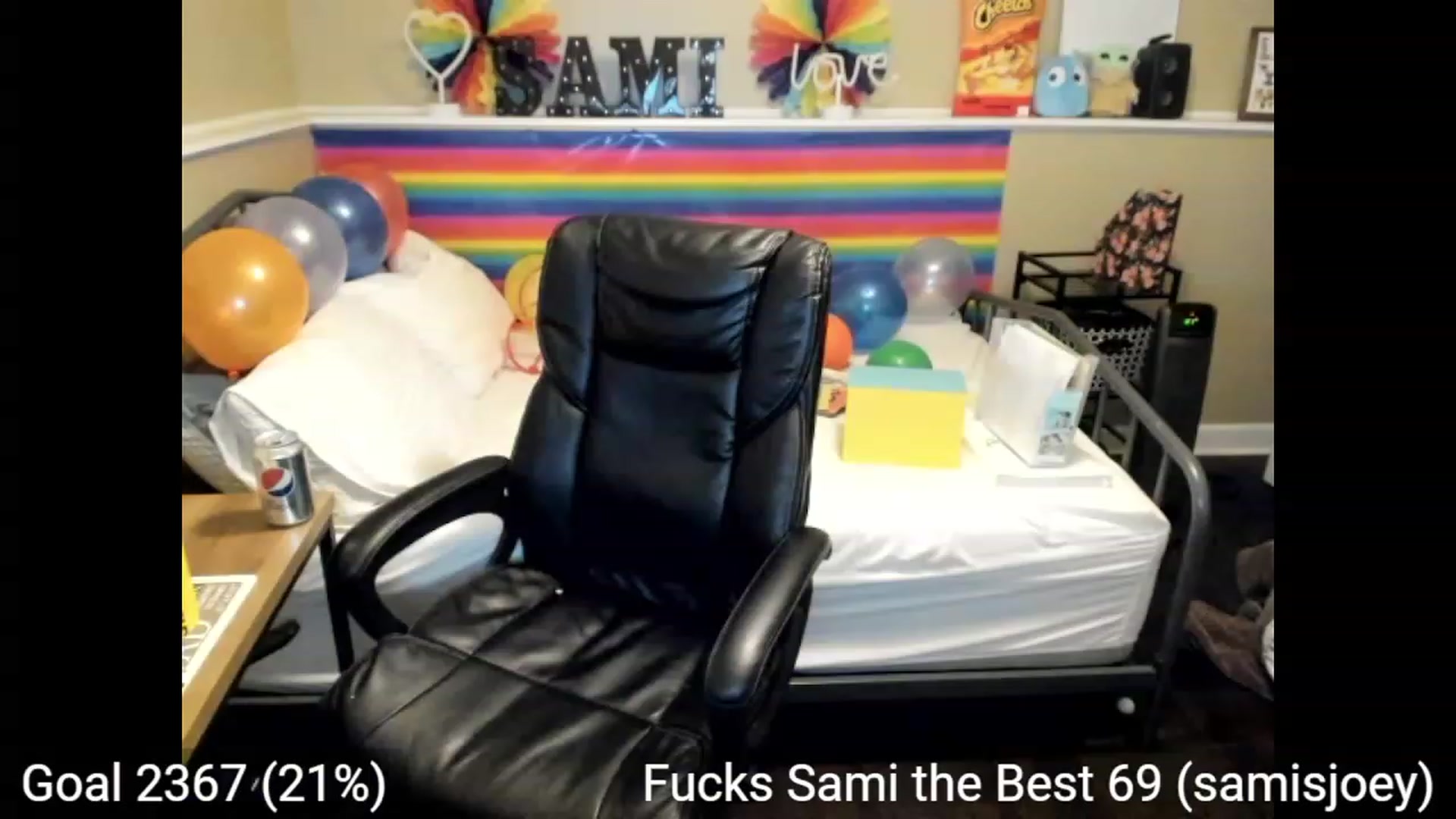Gallery image thumbnail from Samtastic_'s myfreecams stream on, 03/27/2023, 23:14 image 2 of 20