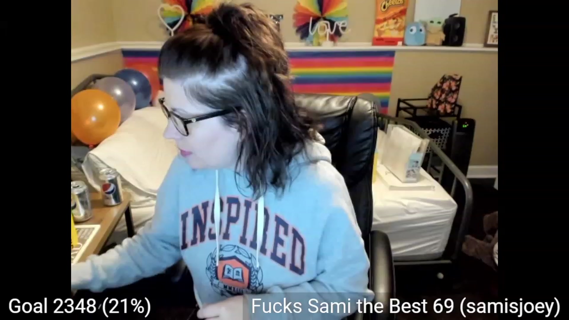Gallery image thumbnail from Samtastic_'s myfreecams stream on, 03/27/2023, 23:14 image 3 of 20
