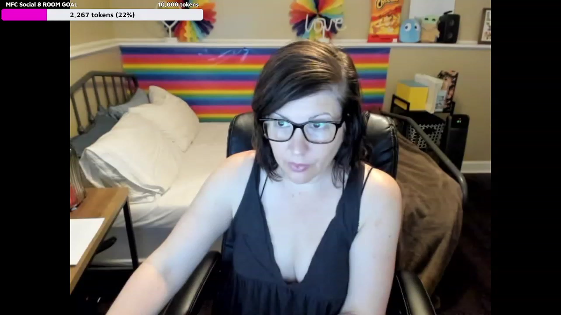 Gallery image thumbnail from Samtastic_'s myfreecams stream on, 03/28/2023, 21:20 image 8 of 20