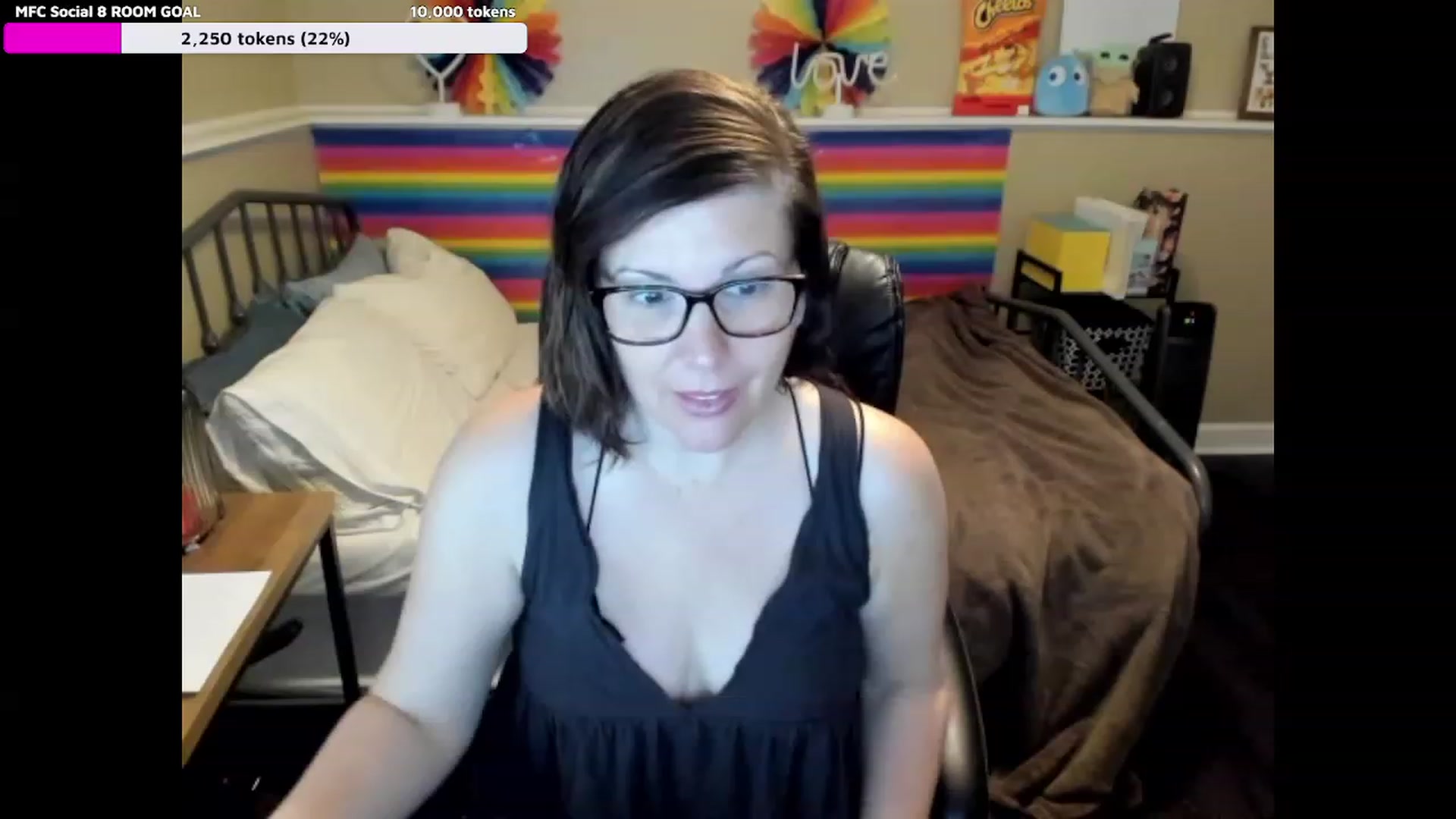 Gallery image thumbnail from Samtastic_'s myfreecams stream on, 03/28/2023, 21:20 image 1 of 20