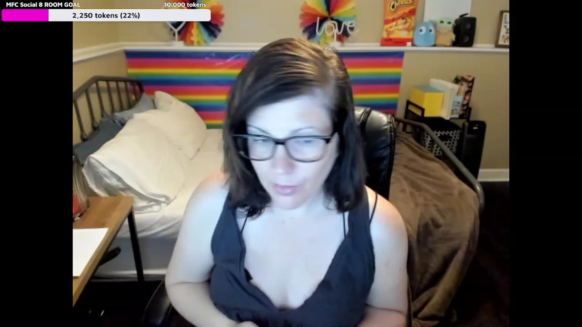 Gallery image thumbnail from Samtastic_'s myfreecams stream on, 03/28/2023, 21:20 image 4 of 20