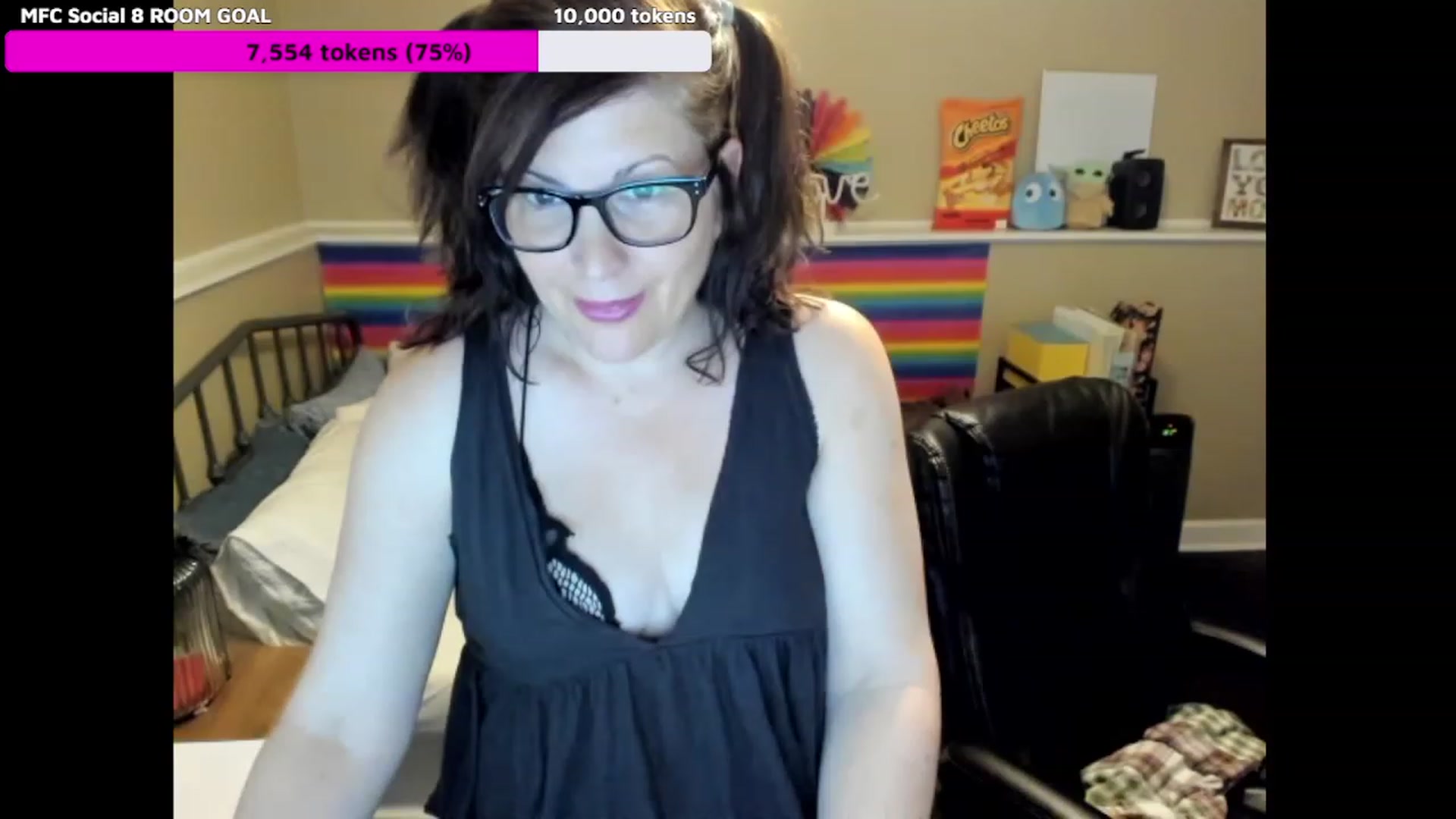Gallery image thumbnail from Samtastic_'s myfreecams stream on, 03/28/2023, 23:50 image 14 of 20