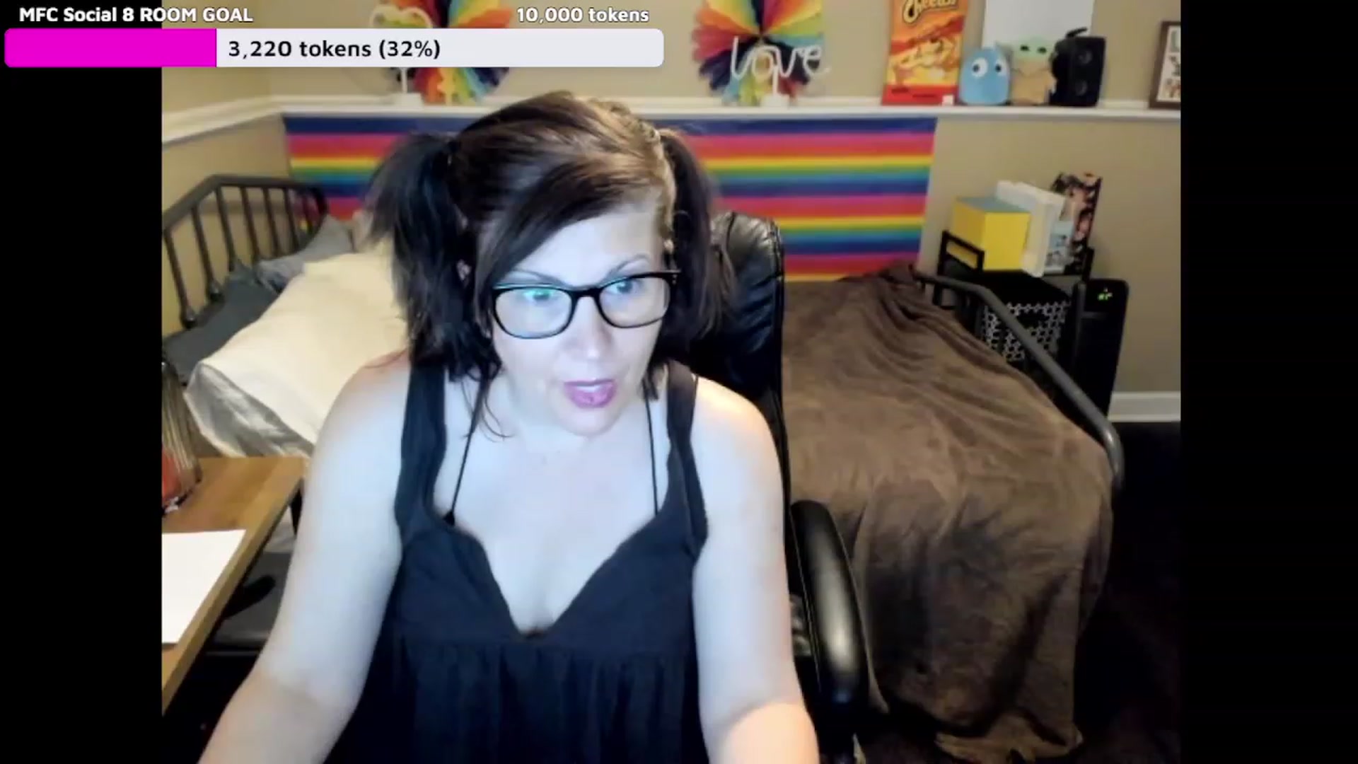 Gallery image thumbnail from Samtastic_'s myfreecams stream on, 03/28/2023, 23:50 image 8 of 20