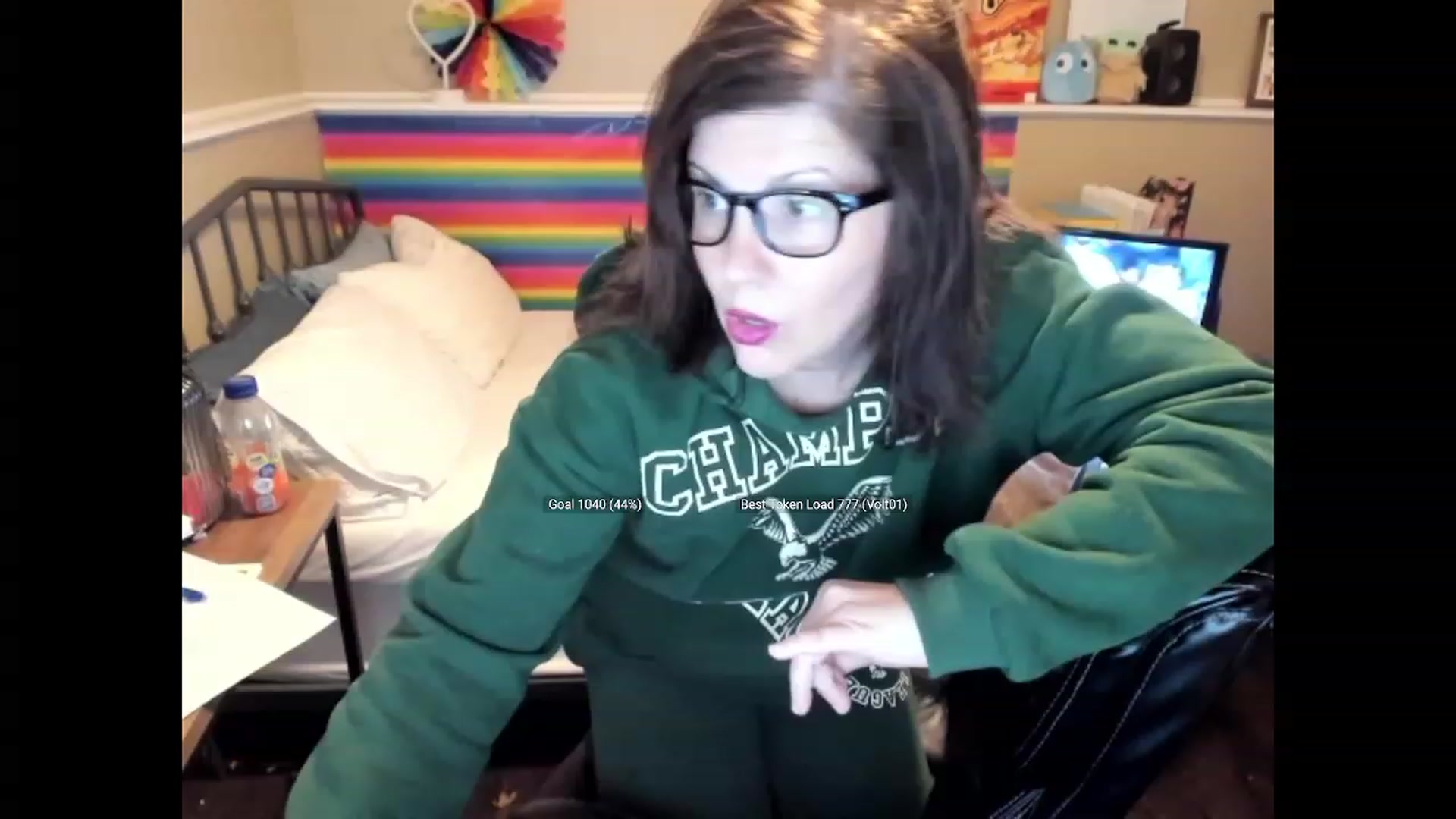 Gallery image thumbnail from Samtastic_'s myfreecams stream on, 04/03/2023, 01:03 image 12 of 20