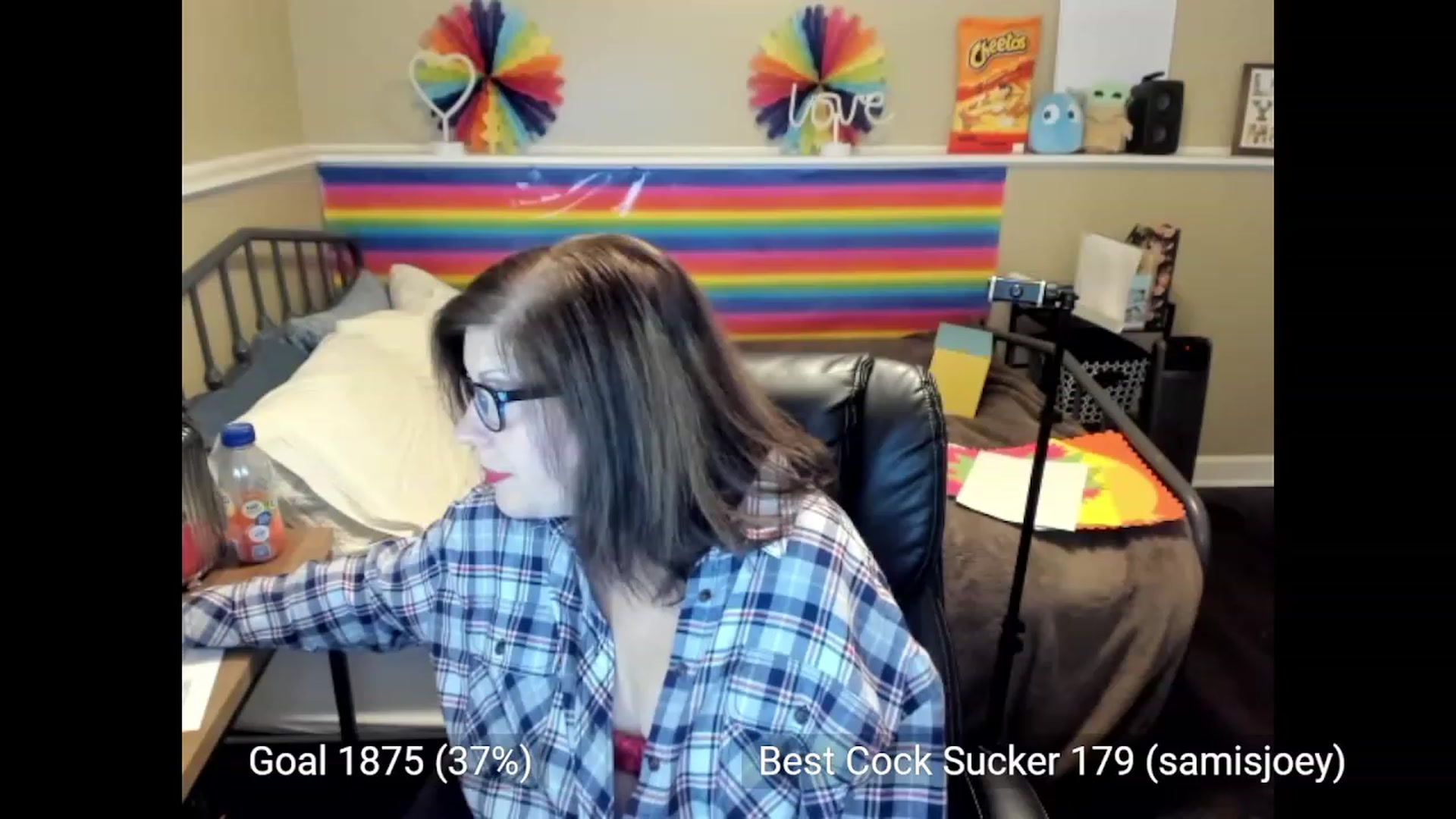 Gallery image thumbnail from Samtastic_'s myfreecams stream on, 05/01/2023, 23:38 image 13 of 20