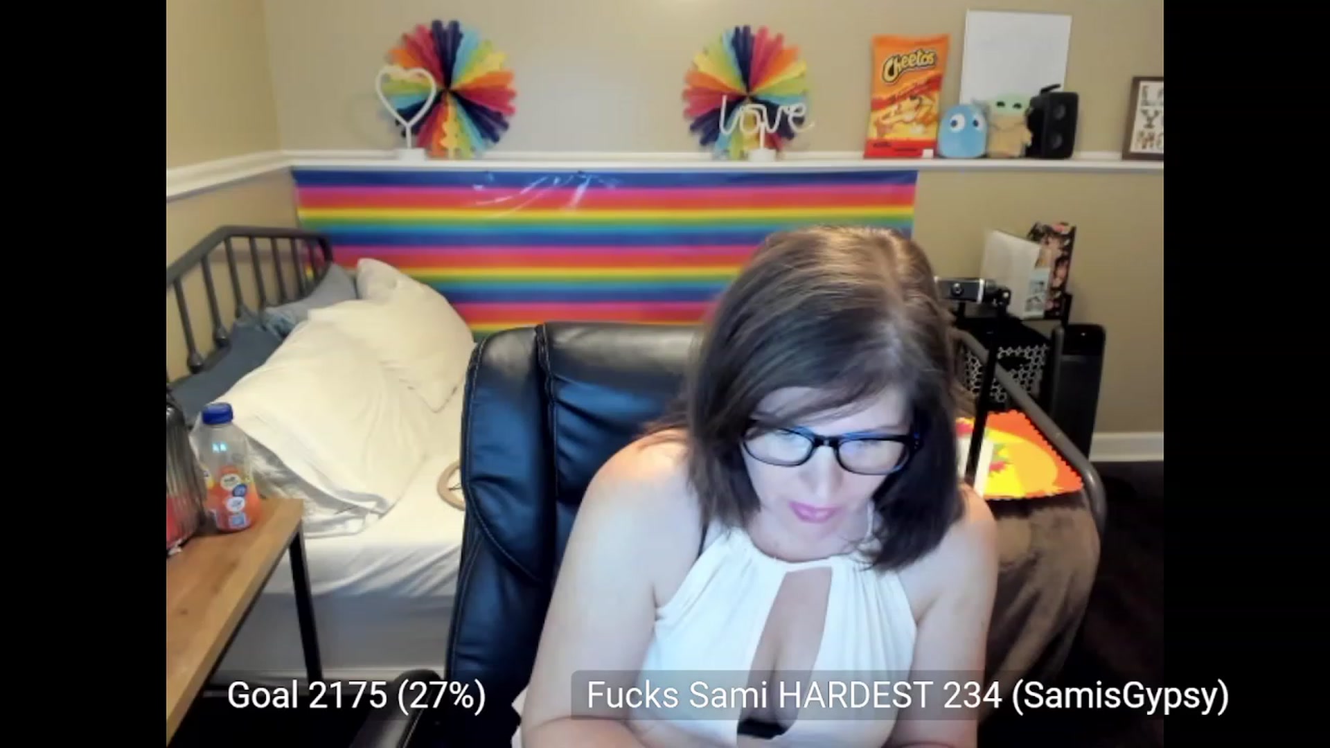 Gallery image thumbnail from Samtastic_'s myfreecams stream on, 05/02/2023, 23:41 image 16 of 20