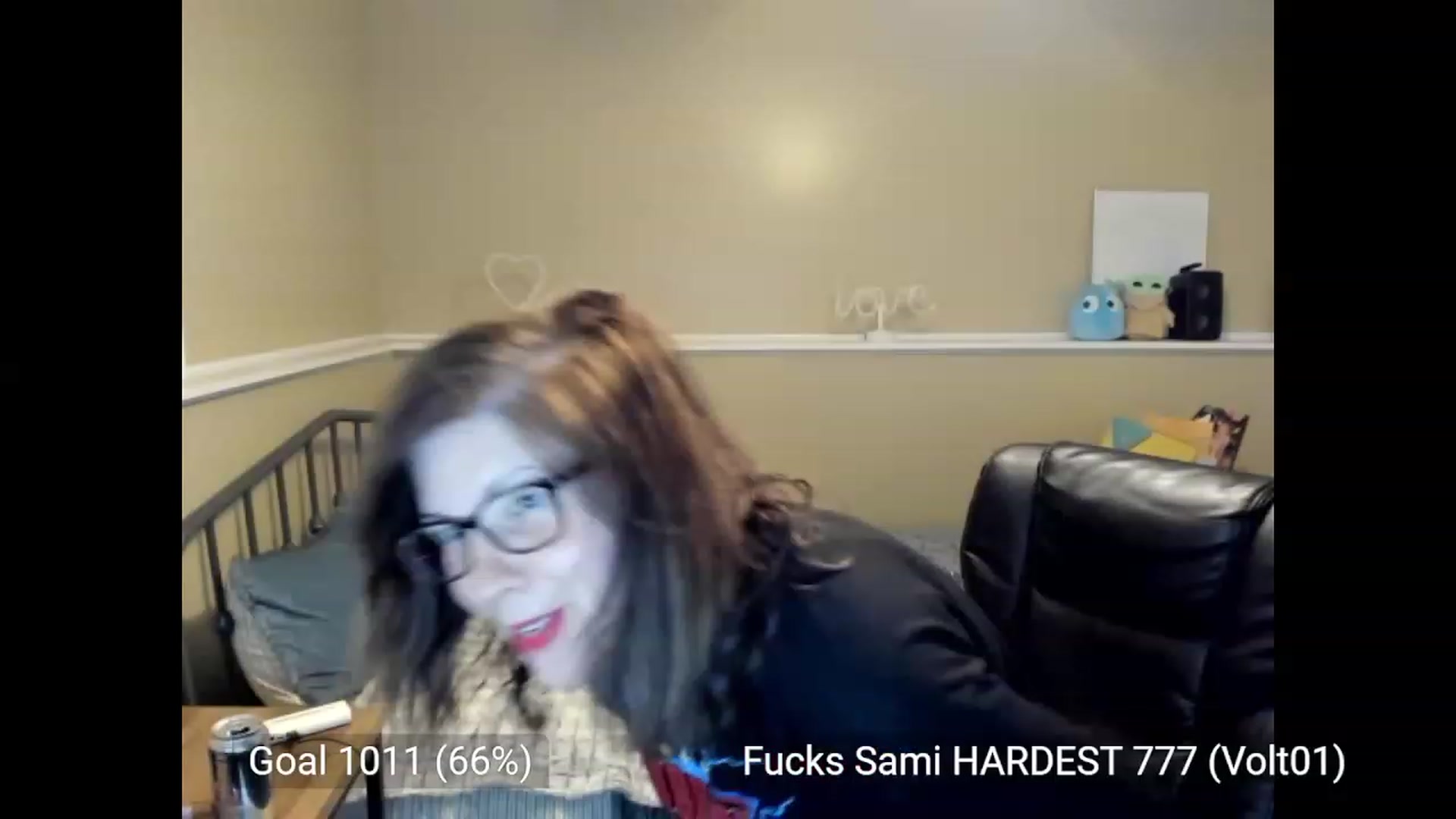 Gallery image thumbnail from Samtastic_'s myfreecams stream on, 05/19/2023, 24:18 image 14 of 20
